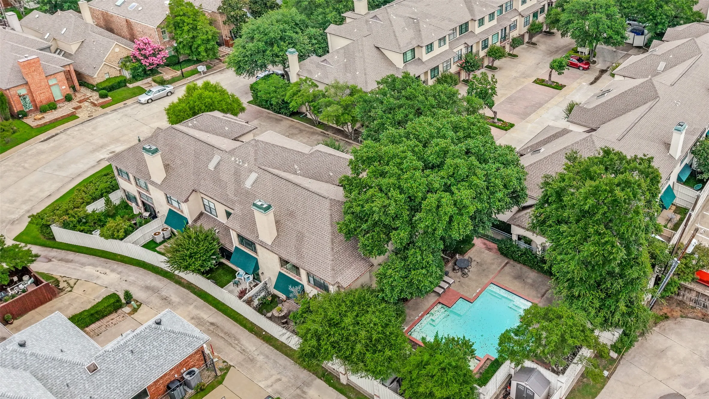 Condominium For Sale in Dallas County , 5950 Lindenshire Lane 107, Dallas, Texas 75230, 2 Bedroom, 3 Bathroom, 2 Garage spaces, 1,756 Sqft, built in 1990, mls#21290030, Real Estate Agent in Dallas, Homes For Sale in Dallas county, Homes For Sale in Dallas, Realtor in Dallas Texas, Real Estate Brokerage Independent Realty Texas, Luminita Cordes Realtor