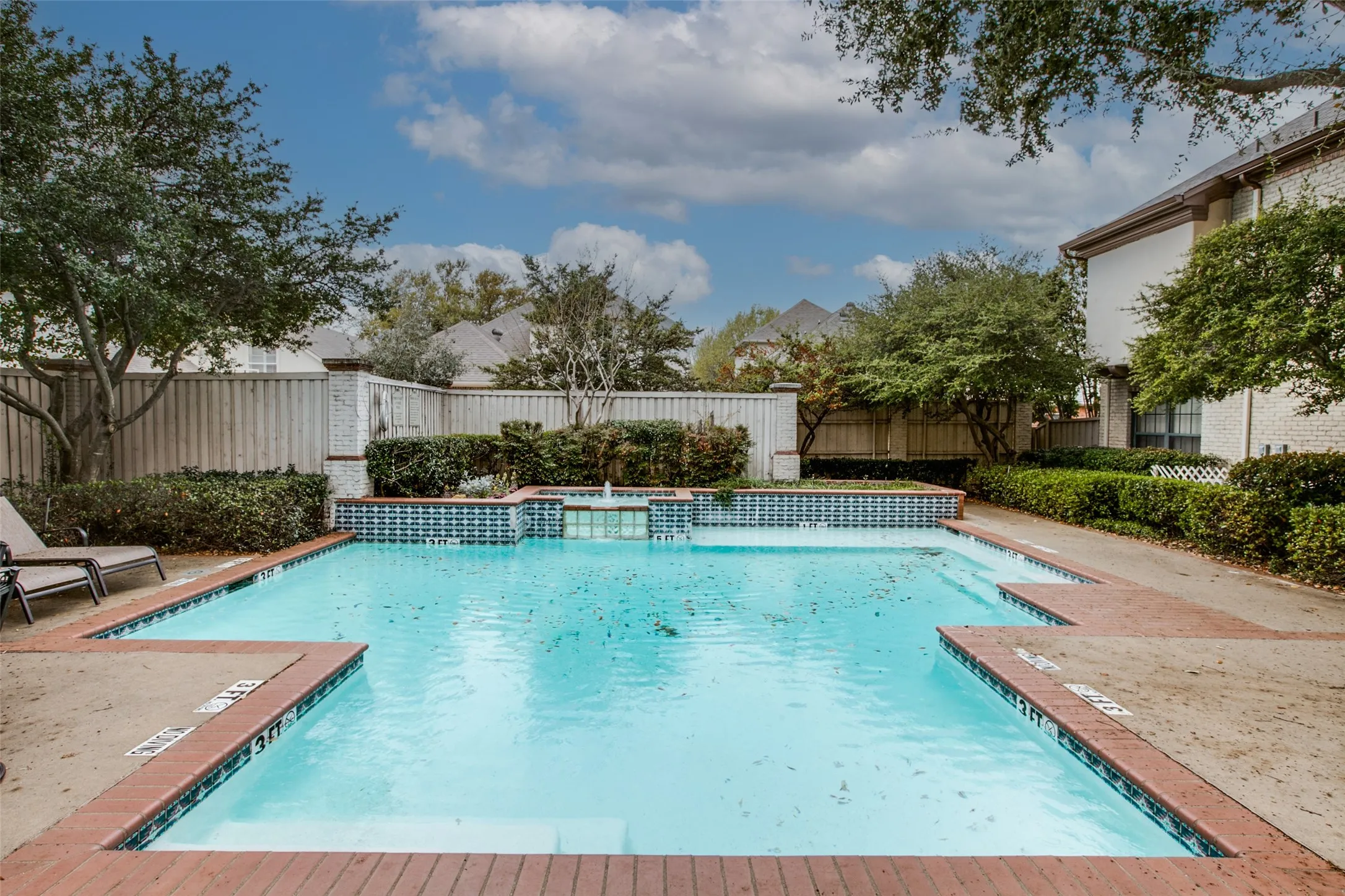 Community pool