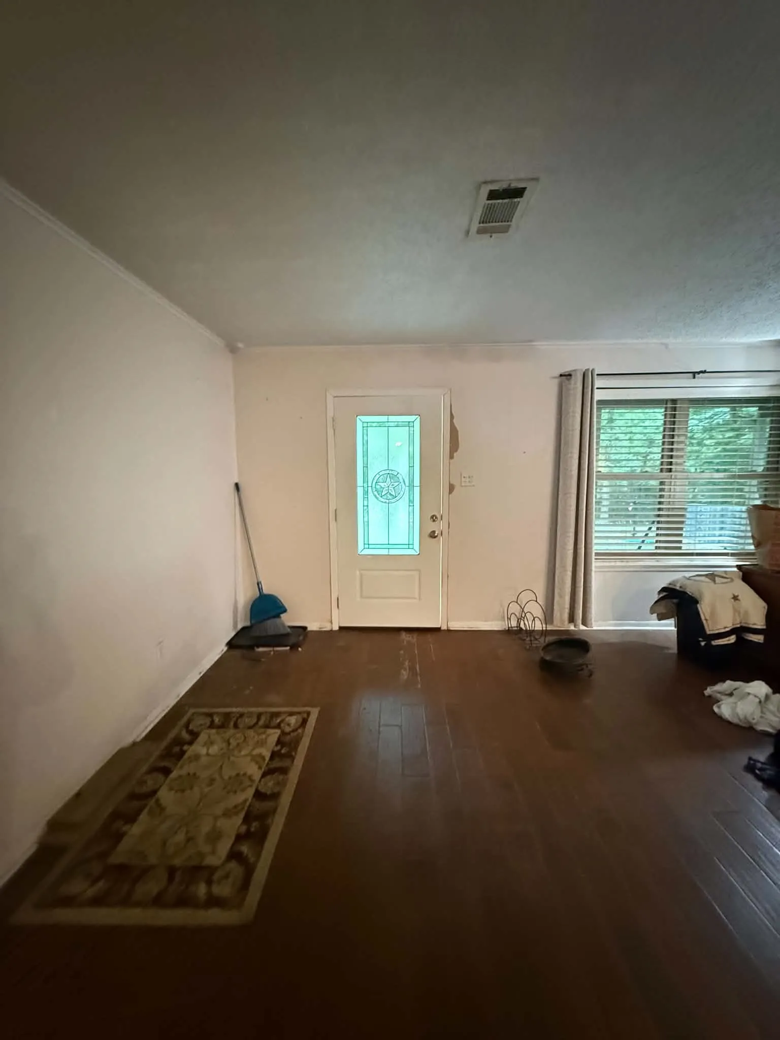 Single Family Residence For Sale in Van Zandt County , 251 Private Road 8179, Ben Wheeler, Texas 75754, 3 Bedroom, 3 Bathroom, Garage spaces, 2,016 Sqft, built in 1984, mls#21291057, Real Estate Agent in Ben Wheeler, Homes For Sale in Van Zandt county, Homes For Sale in Ben Wheeler, Realtor in Ben Wheeler Texas, Real Estate Brokerage Independent Realty Texas, Luminita Cordes Realtor