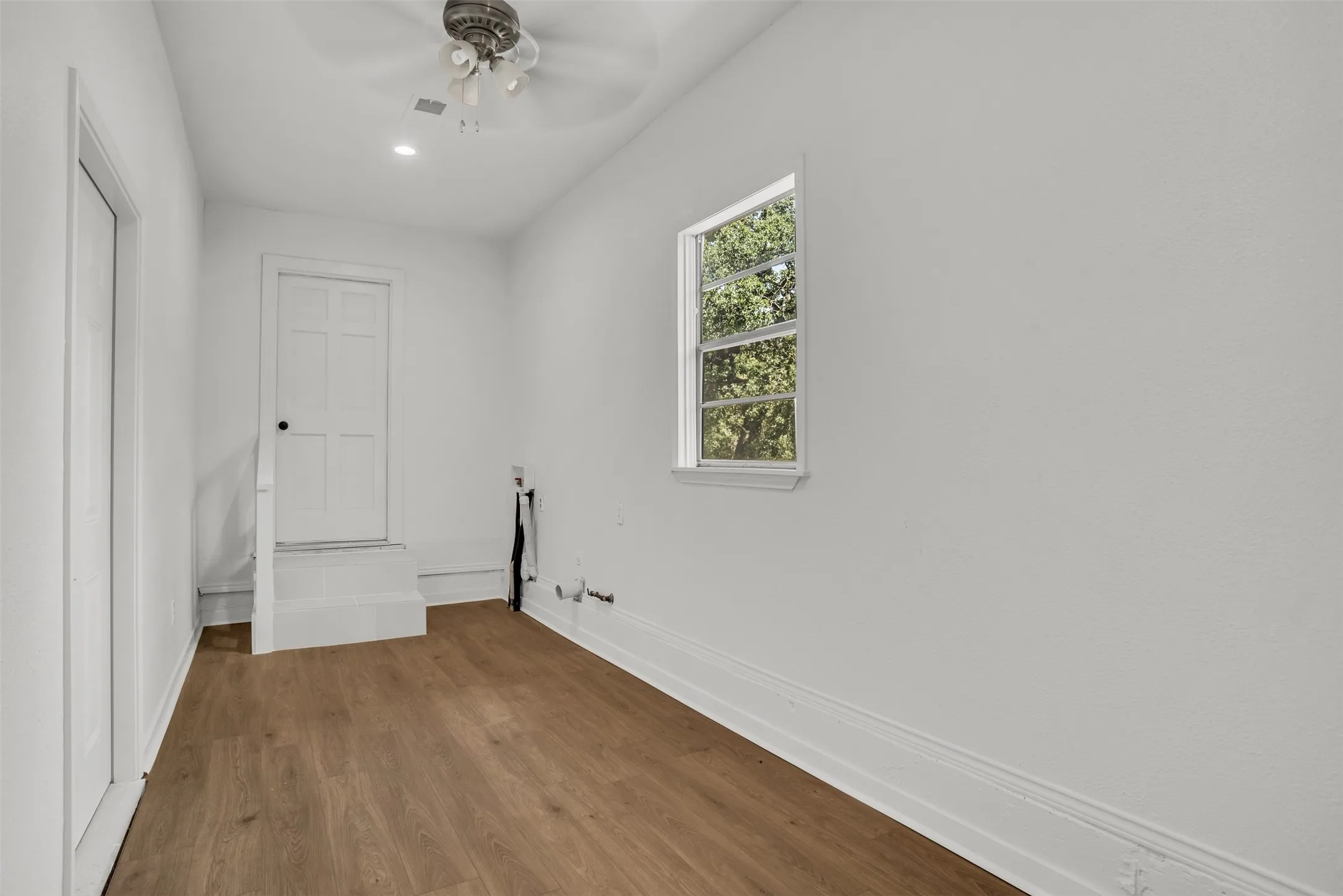 Single Family Residence For Rent in Denton County , 1403 Harpole Road E, Argyle, Texas 76226, 3 Bedroom, 2 Bathroom, 2 Garage spaces, 1,432 Sqft, built in 1985, mls#21288131, Real Estate Agent in Argyle, Homes For Rent in Denton county, Homes For Rent in Argyle, Realtor in Argyle Texas, Real Estate Brokerage Independent Realty Texas, Luminita Cordes Realtor