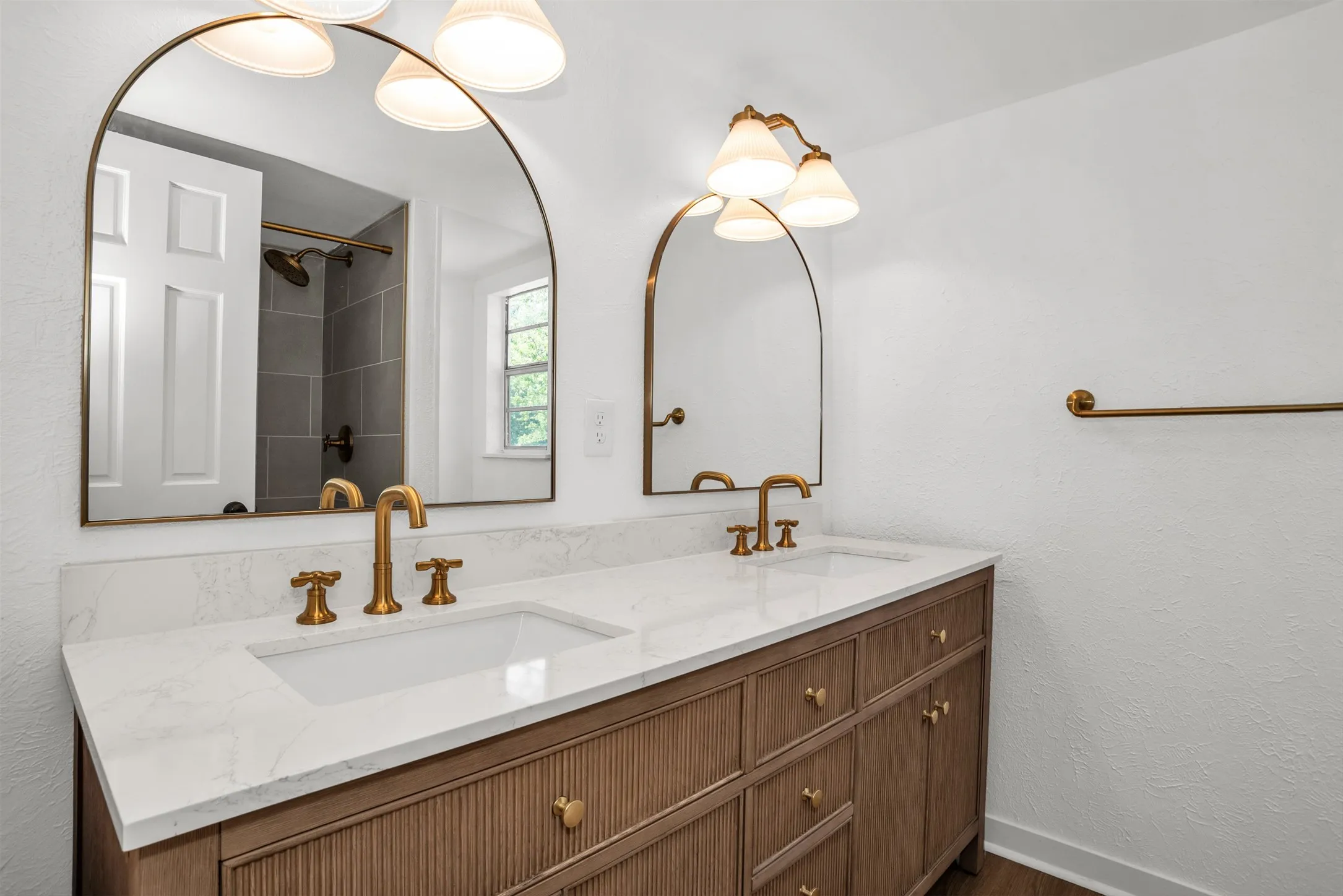 Single Family Residence For Rent in Denton County , 1403 Harpole Road E, Argyle, Texas 76226, 3 Bedroom, 2 Bathroom, 2 Garage spaces, 1,432 Sqft, built in 1985, mls#21288131, Real Estate Agent in Argyle, Homes For Rent in Denton county, Homes For Rent in Argyle, Realtor in Argyle Texas, Real Estate Brokerage Independent Realty Texas, Luminita Cordes Realtor