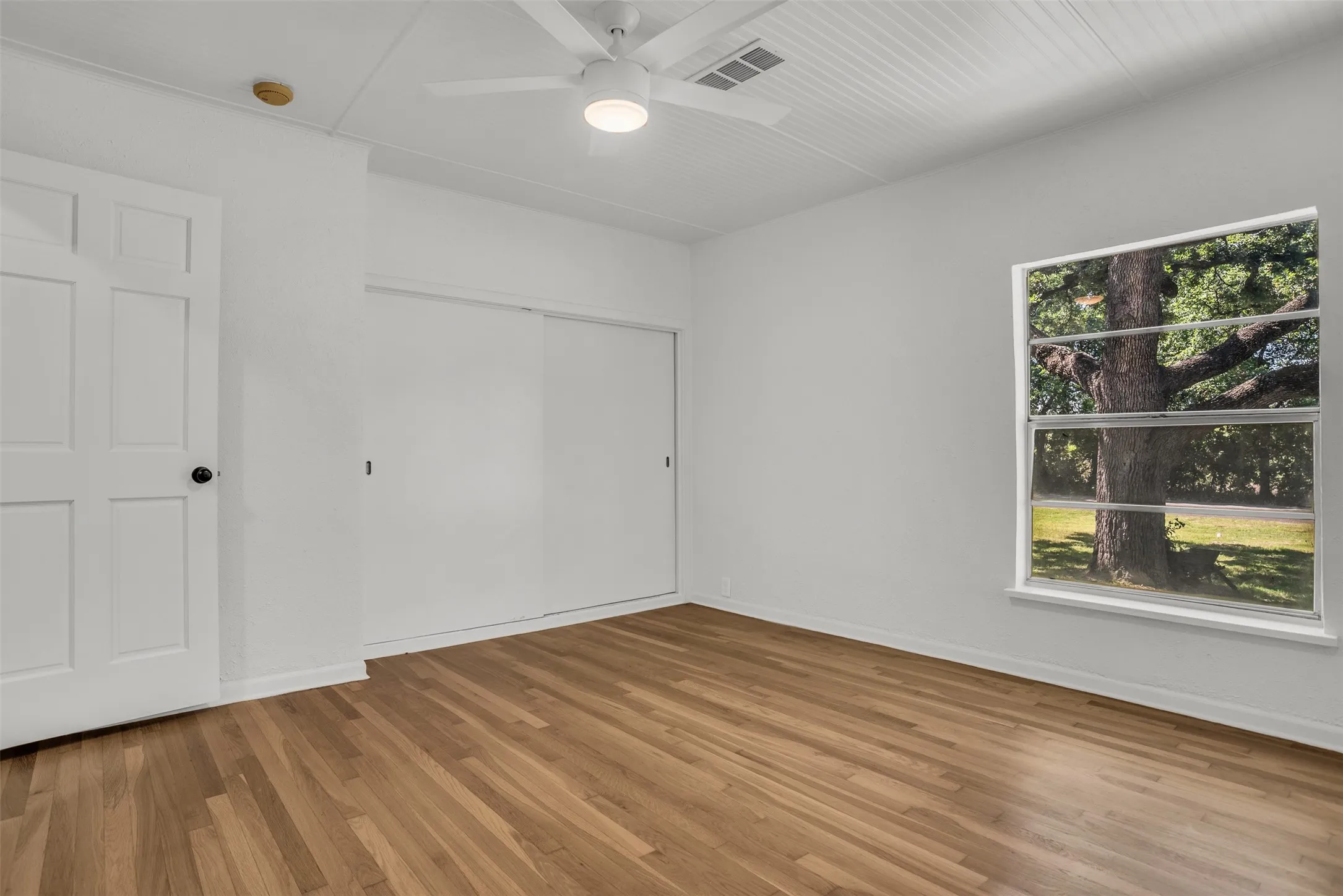Single Family Residence For Rent in Denton County , 1403 Harpole Road E, Argyle, Texas 76226, 3 Bedroom, 2 Bathroom, 2 Garage spaces, 1,432 Sqft, built in 1985, mls#21288131, Real Estate Agent in Argyle, Homes For Rent in Denton county, Homes For Rent in Argyle, Realtor in Argyle Texas, Real Estate Brokerage Independent Realty Texas, Luminita Cordes Realtor