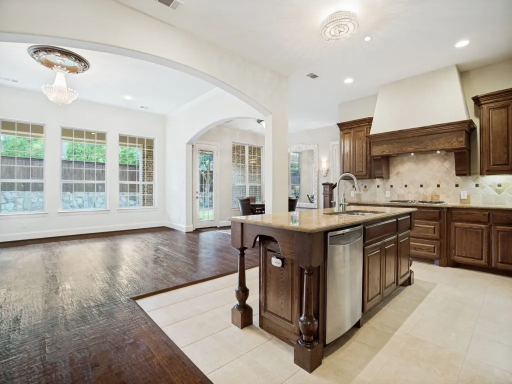 Single Family Residence For Sale in Collin County , 4211 Wilson Creek Trail, Prosper, Texas 75078, 4 Bedroom, 5 Bathroom, 3 Garage spaces, 3,766 Sqft, built in 2010, mls#21279505, Real Estate Agent in Prosper, Homes For Sale in Collin county, Homes For Sale in Prosper, Realtor in Prosper Texas, Real Estate Brokerage Independent Realty Texas, Luminita Cordes Realtor
