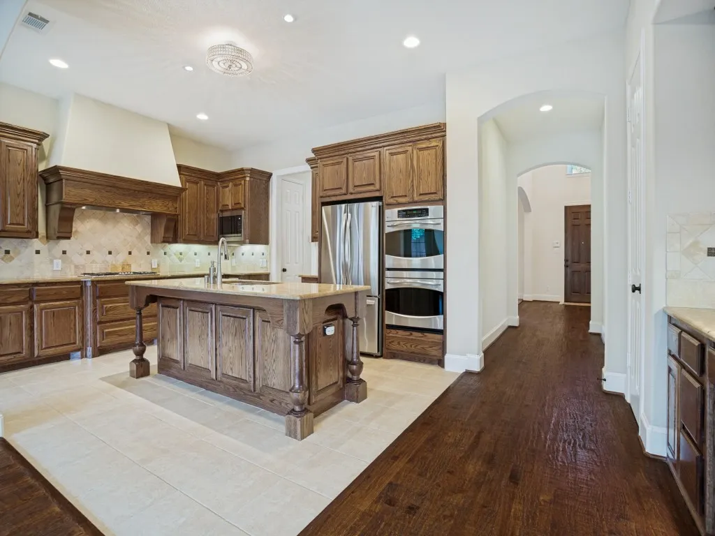 Single Family Residence For Sale in Collin County , 4211 Wilson Creek Trail, Prosper, Texas 75078, 4 Bedroom, 5 Bathroom, 3 Garage spaces, 3,766 Sqft, built in 2010, mls#21279505, Real Estate Agent in Prosper, Homes For Sale in Collin county, Homes For Sale in Prosper, Realtor in Prosper Texas, Real Estate Brokerage Independent Realty Texas, Luminita Cordes Realtor