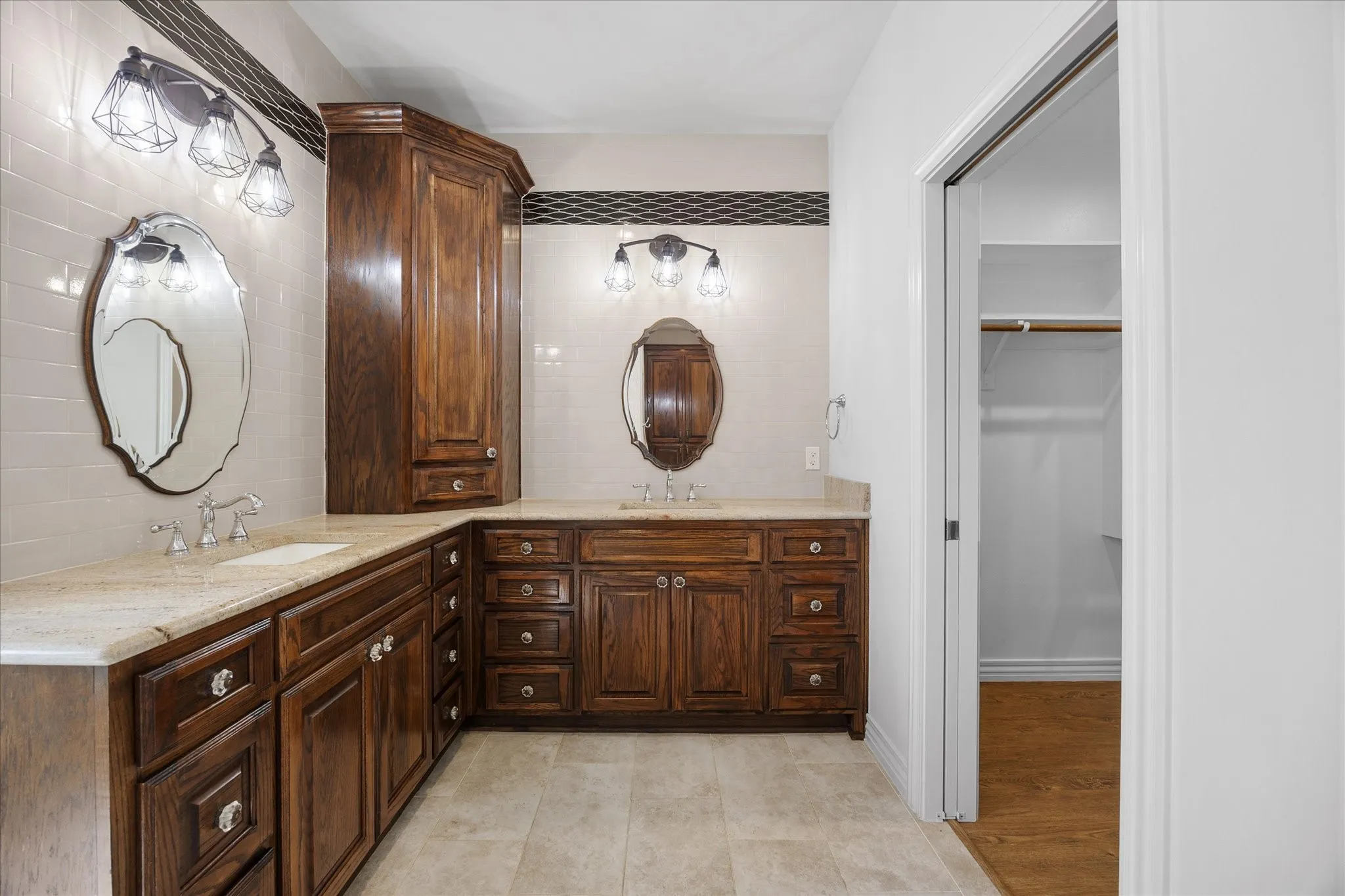 Single Family Residence For Sale in Hunt County , 1610 County Road 2712, Caddo Mills, Texas 75135, 3 Bedroom, 2 Bathroom, 2 Garage spaces, 2,817 Sqft, built in 2021, mls#21275571, Real Estate Agent in Caddo Mills, Homes For Sale in Hunt county, Homes For Sale in Caddo Mills, Realtor in Caddo Mills Texas, Real Estate Brokerage Independent Realty Texas, Luminita Cordes Realtor