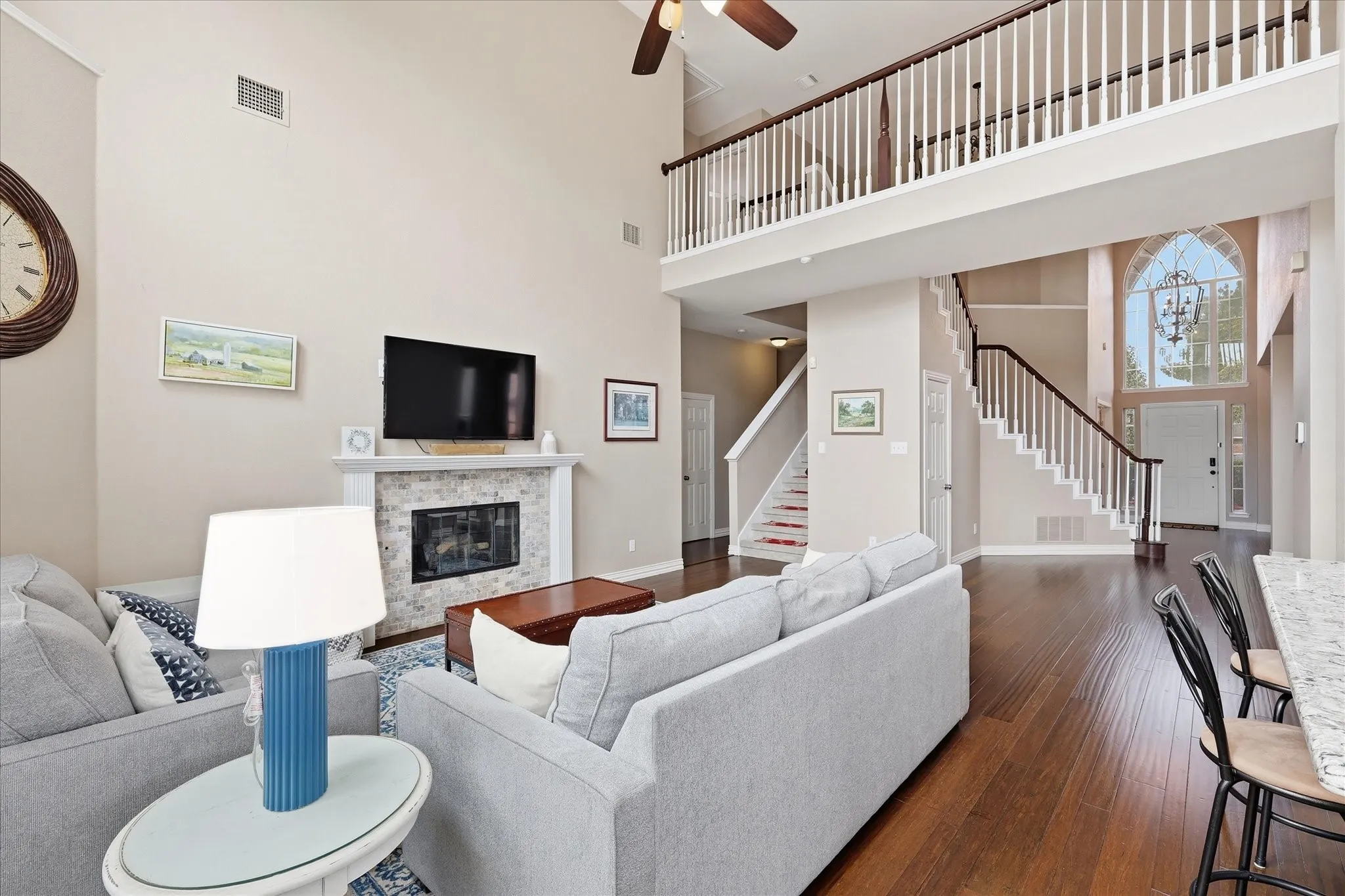 Single Family Residence For Sale in Tarrant County , 8412 Island Court, Fort Worth, Texas 76137, 5 Bedroom, 4 Bathroom, 2 Garage spaces, 3,846 Sqft, built in 2001, mls#21291422, Real Estate Agent in Fort Worth, Homes For Sale in Tarrant county, Homes For Sale in Fort Worth, Realtor in Fort Worth Texas, Real Estate Brokerage Independent Realty Texas, Luminita Cordes Realtor