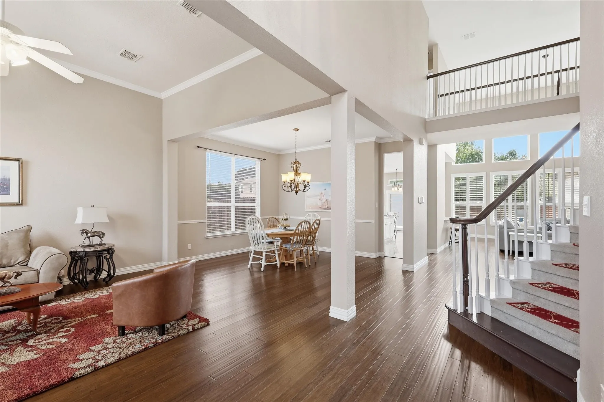 Single Family Residence For Sale in Tarrant County , 8412 Island Court, Fort Worth, Texas 76137, 5 Bedroom, 4 Bathroom, 2 Garage spaces, 3,846 Sqft, built in 2001, mls#21291422, Real Estate Agent in Fort Worth, Homes For Sale in Tarrant county, Homes For Sale in Fort Worth, Realtor in Fort Worth Texas, Real Estate Brokerage Independent Realty Texas, Luminita Cordes Realtor