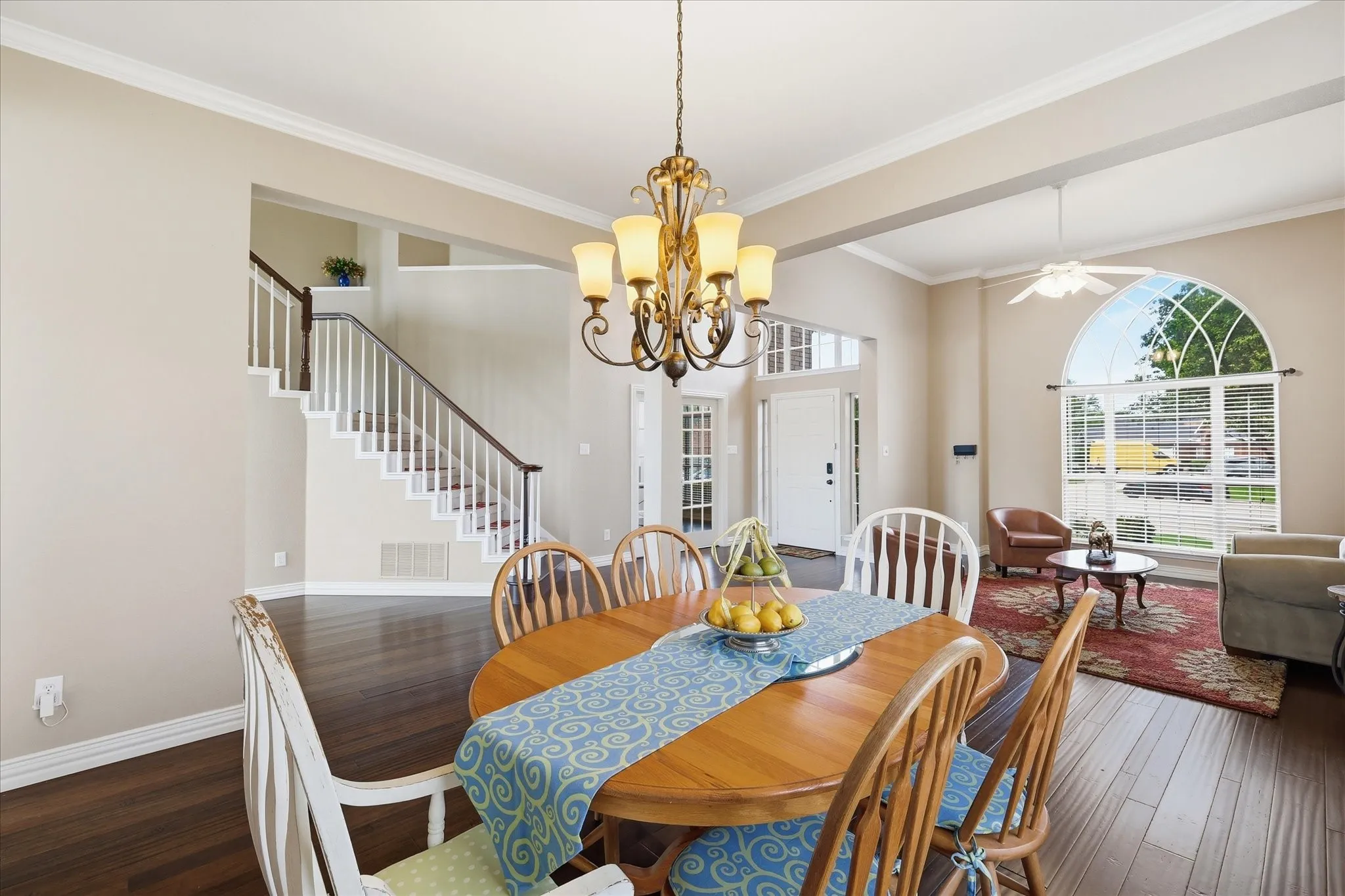 Single Family Residence For Sale in Tarrant County , 8412 Island Court, Fort Worth, Texas 76137, 5 Bedroom, 4 Bathroom, 2 Garage spaces, 3,846 Sqft, built in 2001, mls#21291422, Real Estate Agent in Fort Worth, Homes For Sale in Tarrant county, Homes For Sale in Fort Worth, Realtor in Fort Worth Texas, Real Estate Brokerage Independent Realty Texas, Luminita Cordes Realtor