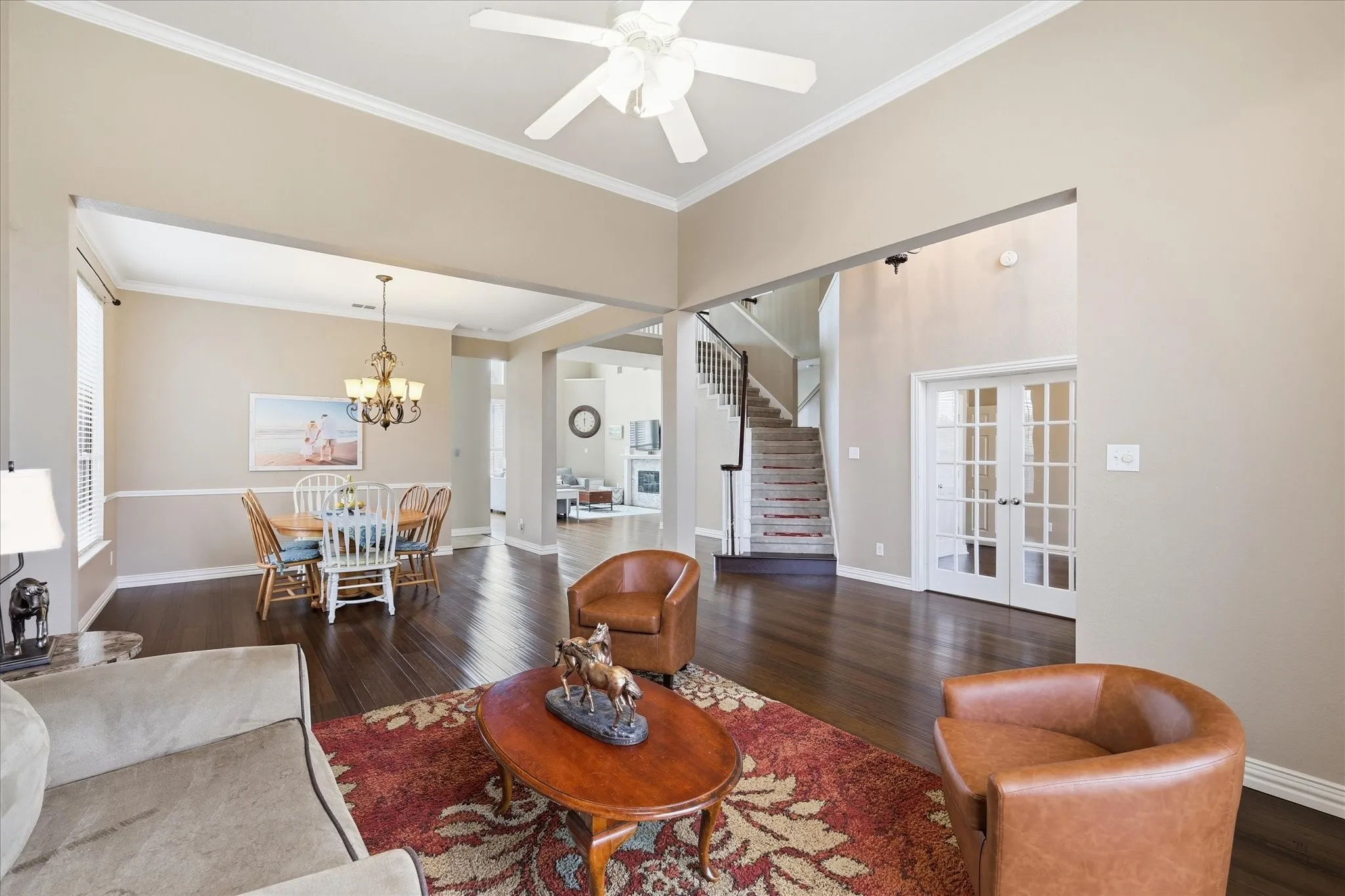 Single Family Residence For Sale in Tarrant County , 8412 Island Court, Fort Worth, Texas 76137, 5 Bedroom, 4 Bathroom, 2 Garage spaces, 3,846 Sqft, built in 2001, mls#21291422, Real Estate Agent in Fort Worth, Homes For Sale in Tarrant county, Homes For Sale in Fort Worth, Realtor in Fort Worth Texas, Real Estate Brokerage Independent Realty Texas, Luminita Cordes Realtor