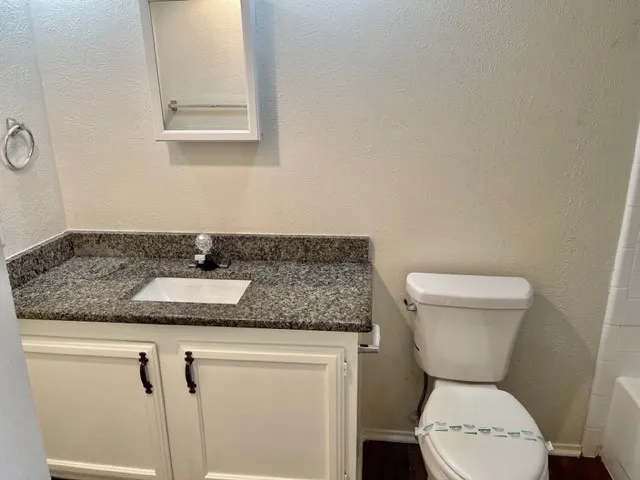 Single Family Residence For Rent in Tarrant County , 4020 Blue Flag Lane, Fort Worth, Texas 76137, 3 Bedroom, 2 Bathroom, 2 Garage spaces, 1,454 Sqft, built in 1978, mls#21291677, Real Estate Agent in Fort Worth, Homes For Rent in Tarrant county, Homes For Rent in Fort Worth, Realtor in Fort Worth Texas, Real Estate Brokerage Independent Realty Texas, Luminita Cordes Realtor