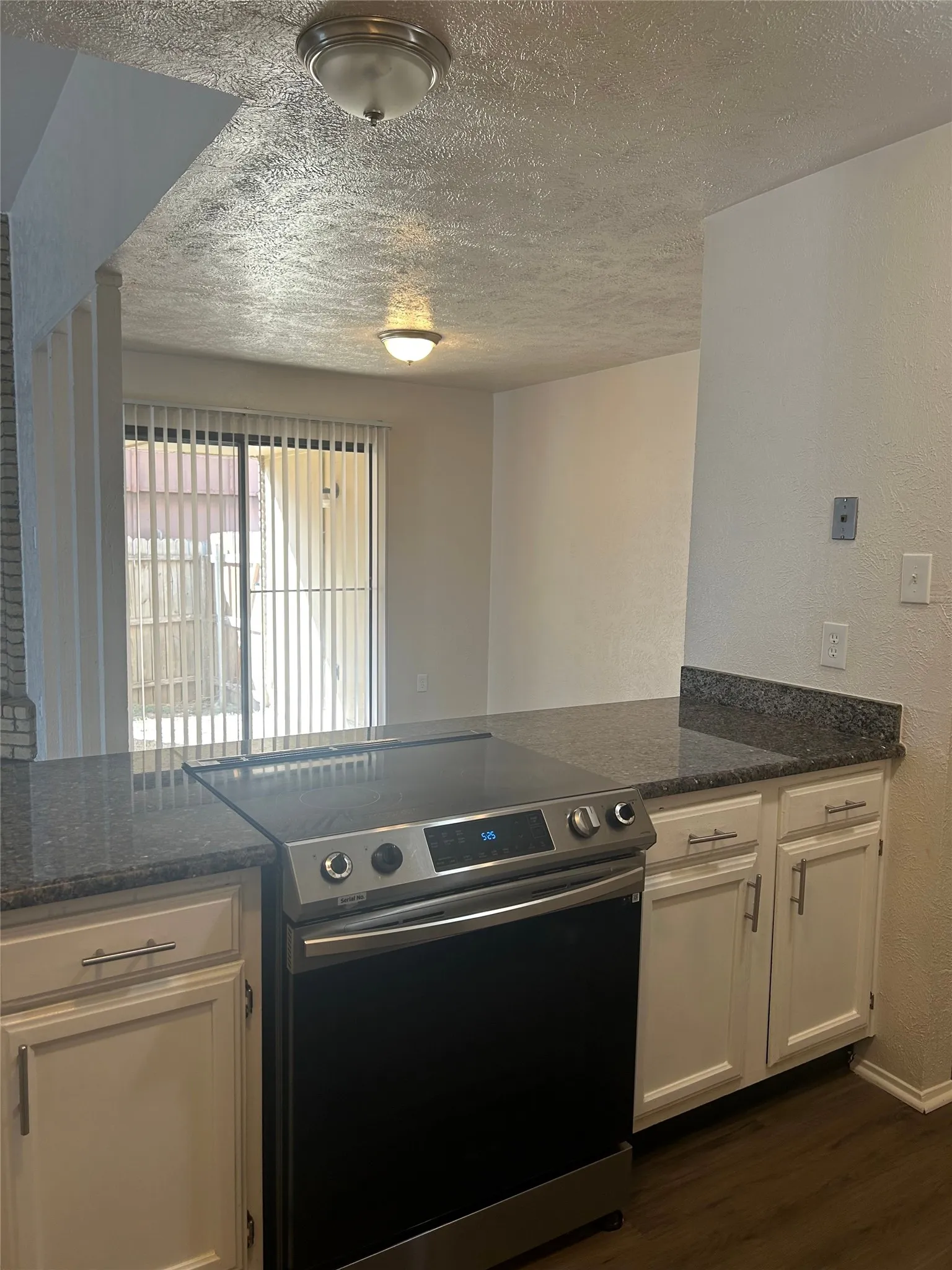 Single Family Residence For Rent in Tarrant County , 4020 Blue Flag Lane, Fort Worth, Texas 76137, 3 Bedroom, 2 Bathroom, 2 Garage spaces, 1,454 Sqft, built in 1978, mls#21291677, Real Estate Agent in Fort Worth, Homes For Rent in Tarrant county, Homes For Rent in Fort Worth, Realtor in Fort Worth Texas, Real Estate Brokerage Independent Realty Texas, Luminita Cordes Realtor