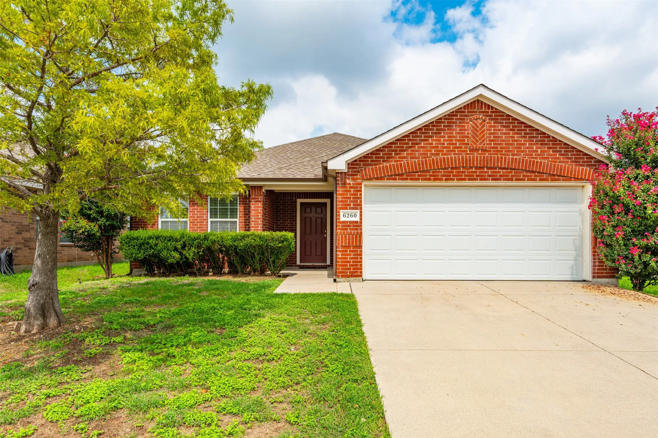 Single Family Residence For Rent