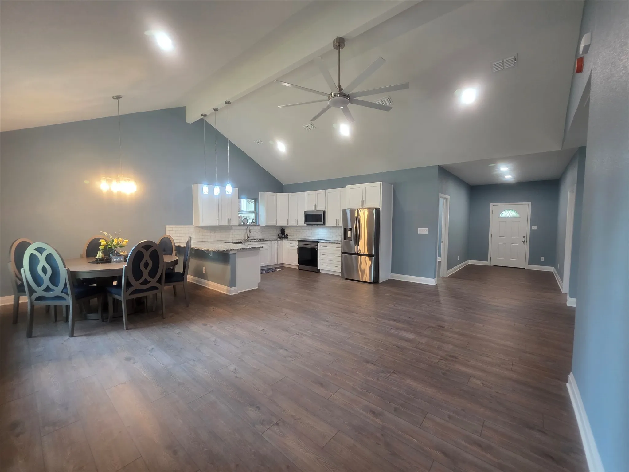 Single Family Residence For Sale in Young County , 503 W Elm Street, Olney, Texas 76374, 3 Bedrooms, 2 Bathrooms, Garage spaces, 1,352 Sqft, built in 2025, Price $279,900, mls#21291695, Real Estate Agent in Olney, Homes For Sale in Young county, Homes For Sale in Olney, Realtor in Olney Texas, Real Estate Brokerage Independent Realty Texas, Luminita Cordes Realtor