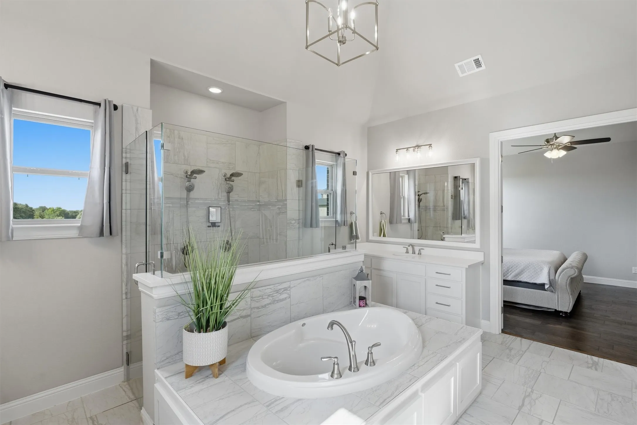 Single Family Residence For Sale in Wise County , 917 County Road 2175, Decatur, Texas 76234, 4 Bedroom, 3 Bathroom, 3 Garage spaces, 2,752 Sqft, built in 2021, mls#21290725, Real Estate Agent in Decatur, Homes For Sale in Wise county, Homes For Sale in Decatur, Realtor in Decatur Texas, Real Estate Brokerage Independent Realty Texas, Luminita Cordes Realtor