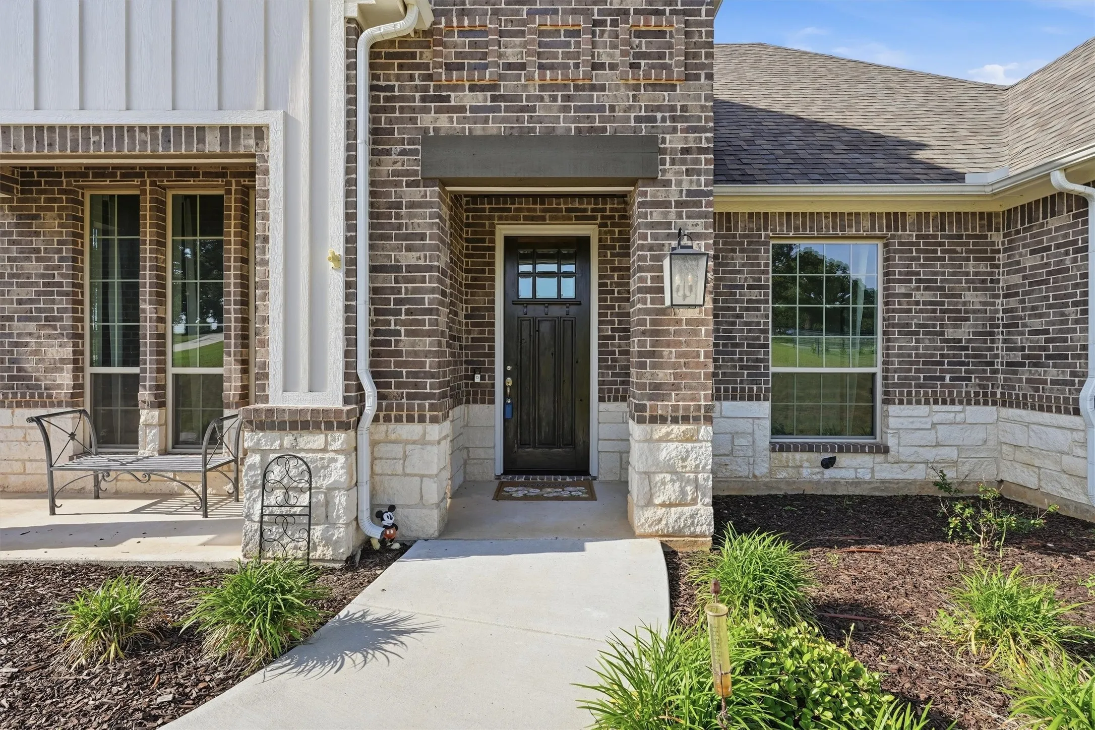 Single Family Residence For Sale in Wise County , 917 County Road 2175, Decatur, Texas 76234, 4 Bedroom, 3 Bathroom, 3 Garage spaces, 2,752 Sqft, built in 2021, mls#21290725, Real Estate Agent in Decatur, Homes For Sale in Wise county, Homes For Sale in Decatur, Realtor in Decatur Texas, Real Estate Brokerage Independent Realty Texas, Luminita Cordes Realtor