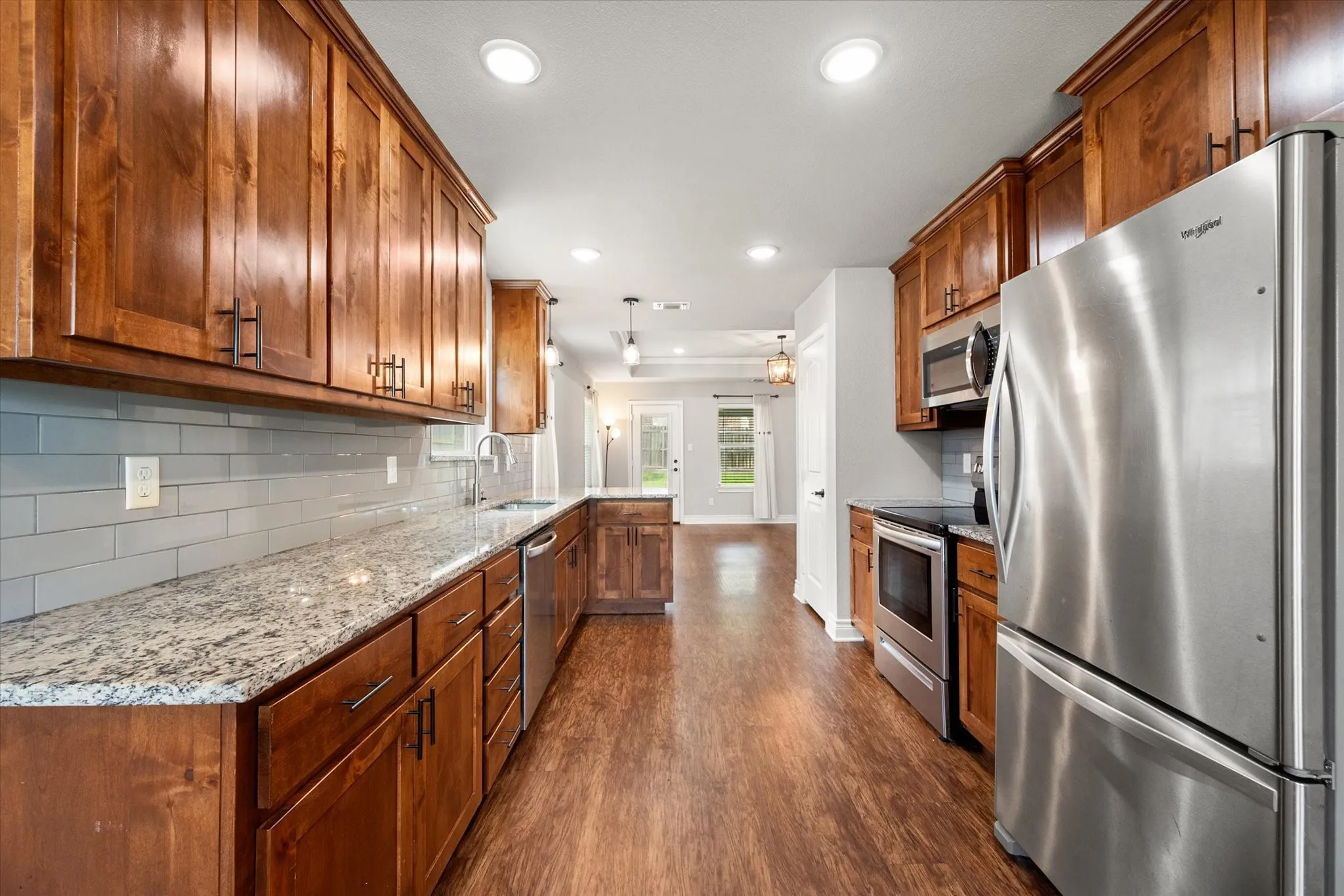 Single Family Residence For Sale in Hood County , 2514 San Gabriel Drive, Granbury, Texas 76048, 3 Bedroom, 2 Bathroom, 2 Garage spaces, 1,478 Sqft, built in 2021, mls#21291689, Real Estate Agent in Granbury, Homes For Sale in Hood county, Homes For Sale in Granbury, Realtor in Granbury Texas, Real Estate Brokerage Independent Realty Texas, Luminita Cordes Realtor