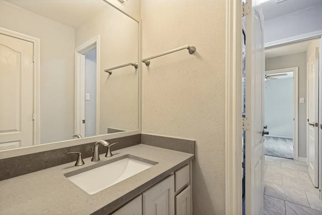 Single Family Residence For Sale in Collin County , 3912 Sunflower Lane, Plano, Texas 75025, 4 Bedroom, 4 Bathroom, 2 Garage spaces, 3,077 Sqft, built in 1995, mls#21291655, Real Estate Agent in Plano, Homes For Sale in Collin county, Homes For Sale in Plano, Realtor in Plano Texas, Real Estate Brokerage Independent Realty Texas, Luminita Cordes Realtor