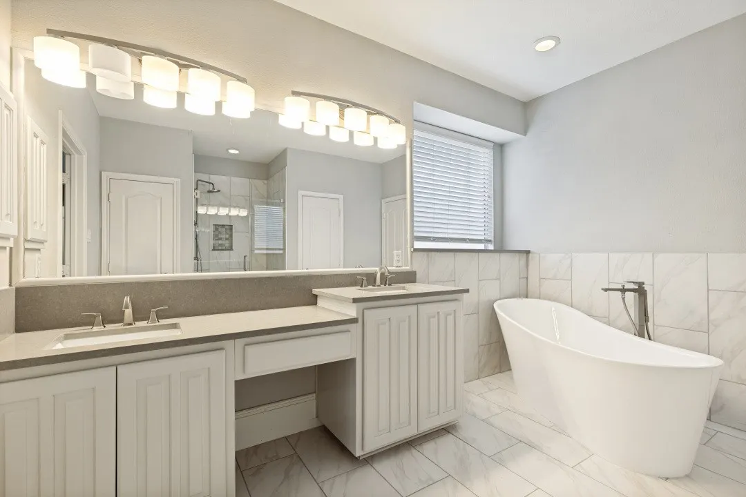 Single Family Residence For Sale in Collin County , 3912 Sunflower Lane, Plano, Texas 75025, 4 Bedroom, 4 Bathroom, 2 Garage spaces, 3,077 Sqft, built in 1995, mls#21291655, Real Estate Agent in Plano, Homes For Sale in Collin county, Homes For Sale in Plano, Realtor in Plano Texas, Real Estate Brokerage Independent Realty Texas, Luminita Cordes Realtor