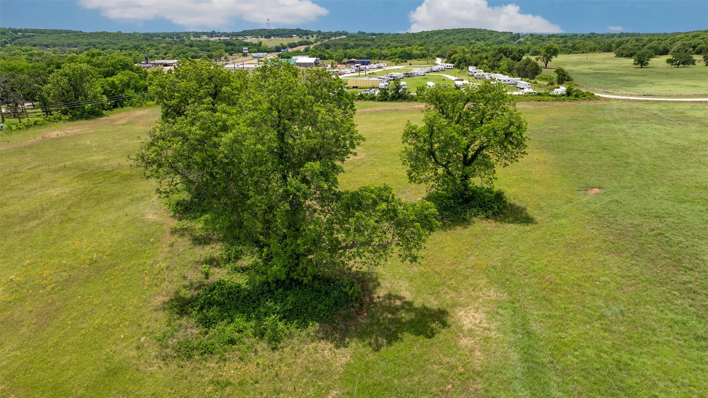 Unimproved Land For Sale in Cooke County , 7803 E US Hwy 82, Gainesville, Texas 76240, 0, 0, Garage spaces, 0 Sqft, built in 2004, Price $3,099,000, mls#21291714, Real Estate Agent in Gainesville, Homes For Sale in Cooke county, Homes For Sale in Gainesville, Realtor in Gainesville Texas, Real Estate Brokerage Independent Realty Texas, Luminita Cordes Realtor