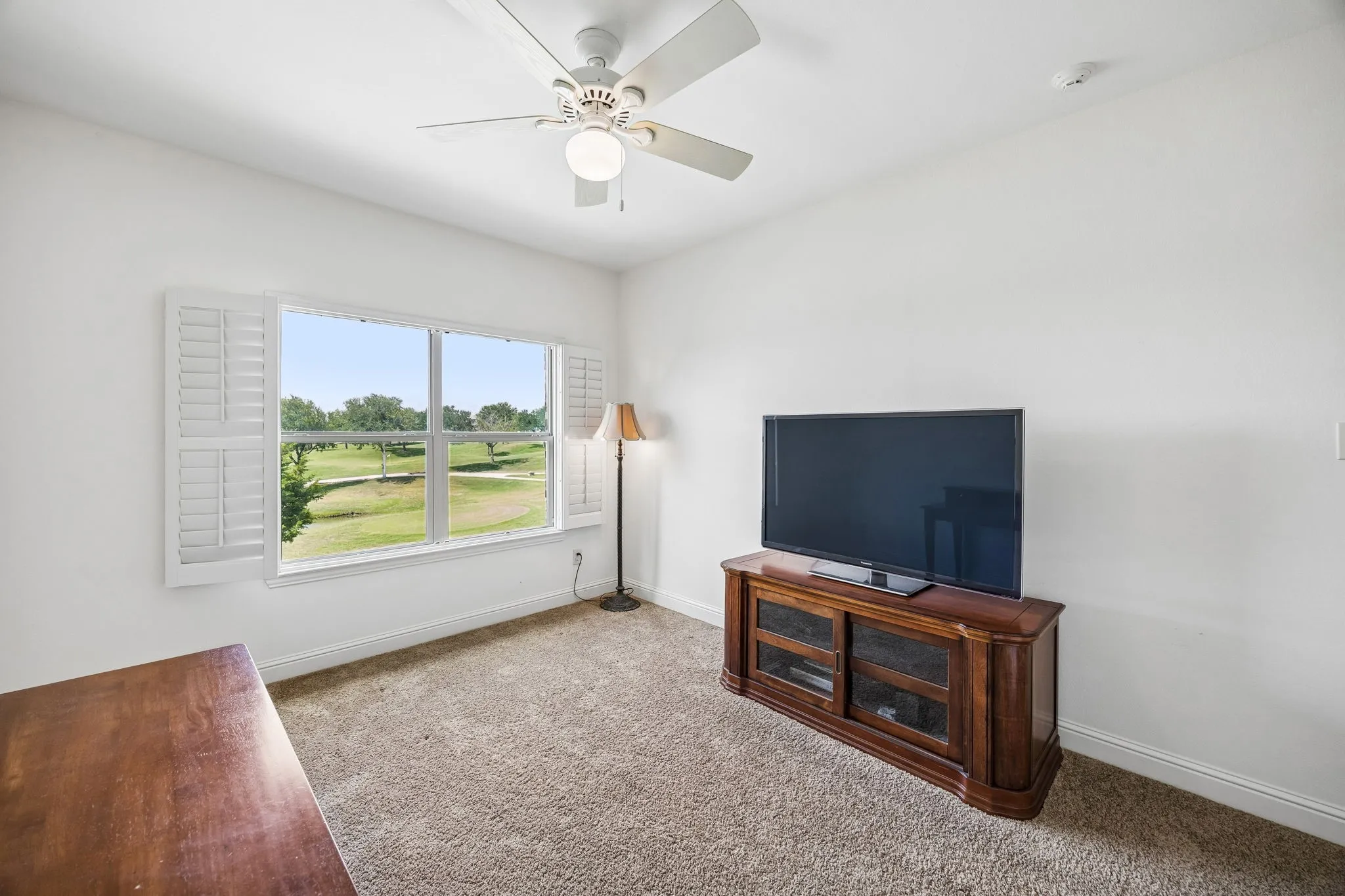 Single Family Residence For Sale in Tarrant County , 6008 The Resort Boulevard, Fort Worth, Texas 76179, 5 Bedroom, 5 Bathroom, 3 Garage spaces, 3,769 Sqft, built in 2012, mls#21291056, Real Estate Agent in Fort Worth, Homes For Sale in Tarrant county, Homes For Sale in Fort Worth, Realtor in Fort Worth Texas, Real Estate Brokerage Independent Realty Texas, Luminita Cordes Realtor