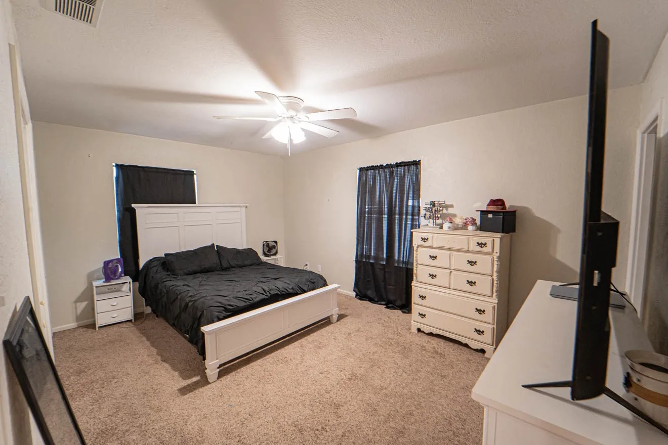 Single Family Residence For Sale in Stephens County , 2405 Sha Lane, Breckenridge, Texas 76424, 3 Bedrooms, 2 Bathrooms, 2 Garage spaces, 1,352 Sqft, built in 1978, Price $185,000, mls#21267462, Real Estate Agent in Breckenridge, Homes For Sale in Stephens county, Homes For Sale in Breckenridge, Realtor in Breckenridge Texas, Real Estate Brokerage Independent Realty Texas, Luminita Cordes Realtor