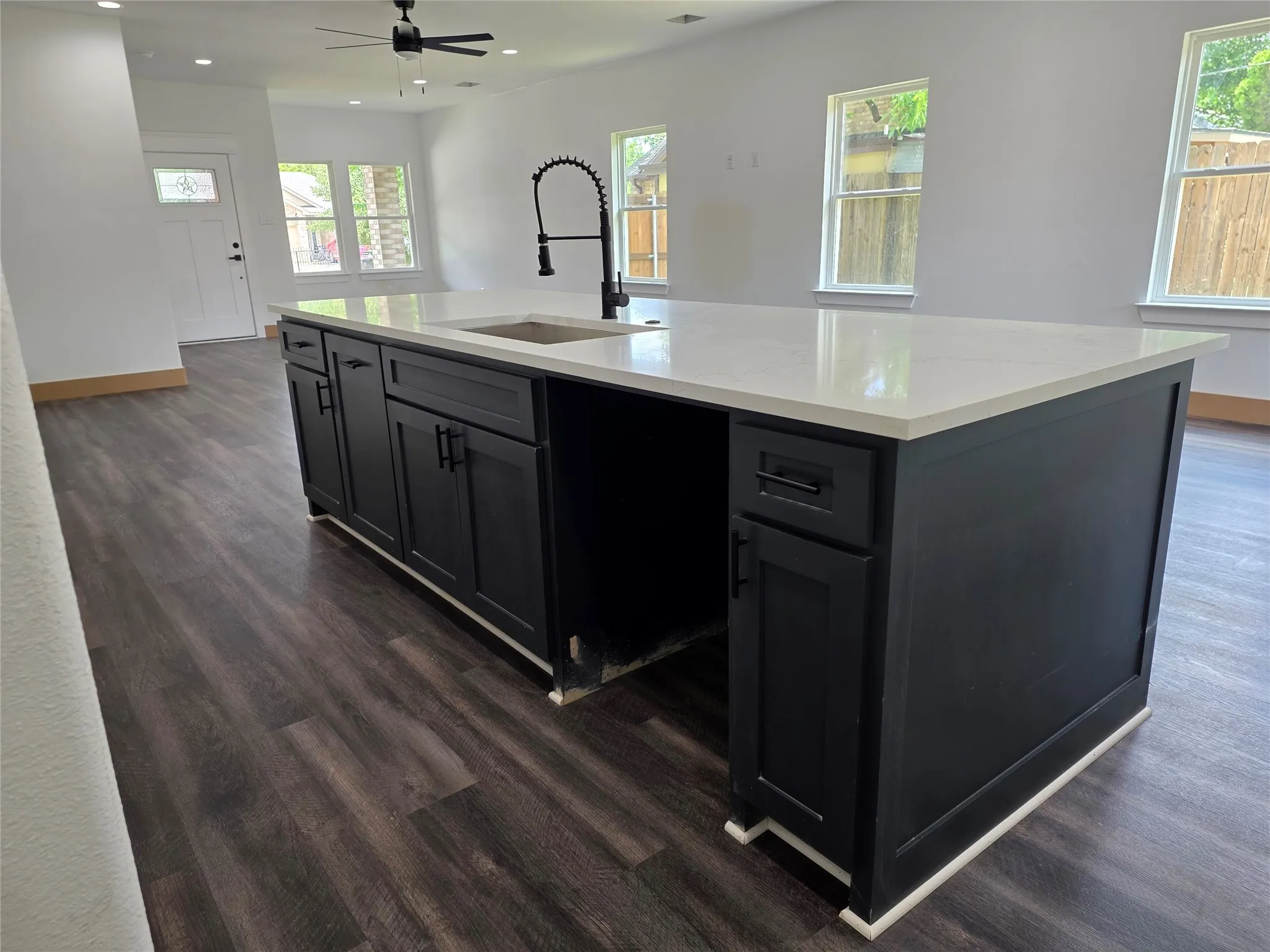 Single Family Residence For Sale in Dallas County , 322 W Brownlee Avenue, Dallas, Texas 75224, 3 Bedrooms, 2 Bathrooms, 2 Garage spaces, 1,551 Sqft, built in 2026, Price $290,000, mls#21291727, Real Estate Agent in Dallas, Homes For Sale in Dallas county, Homes For Sale in Dallas, Realtor in Dallas Texas, Real Estate Brokerage Independent Realty Texas, Luminita Cordes Realtor