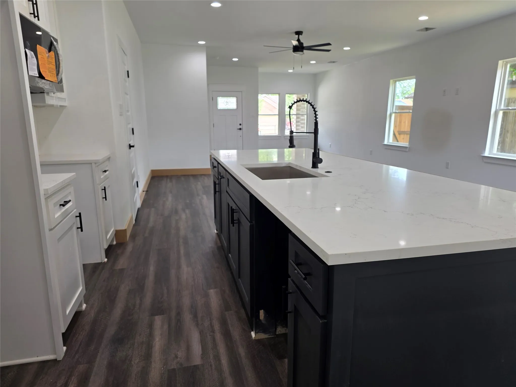 Single Family Residence For Sale in Dallas County , 322 W Brownlee Avenue, Dallas, Texas 75224, 3 Bedrooms, 2 Bathrooms, 2 Garage spaces, 1,551 Sqft, built in 2026, Price $290,000, mls#21291727, Real Estate Agent in Dallas, Homes For Sale in Dallas county, Homes For Sale in Dallas, Realtor in Dallas Texas, Real Estate Brokerage Independent Realty Texas, Luminita Cordes Realtor