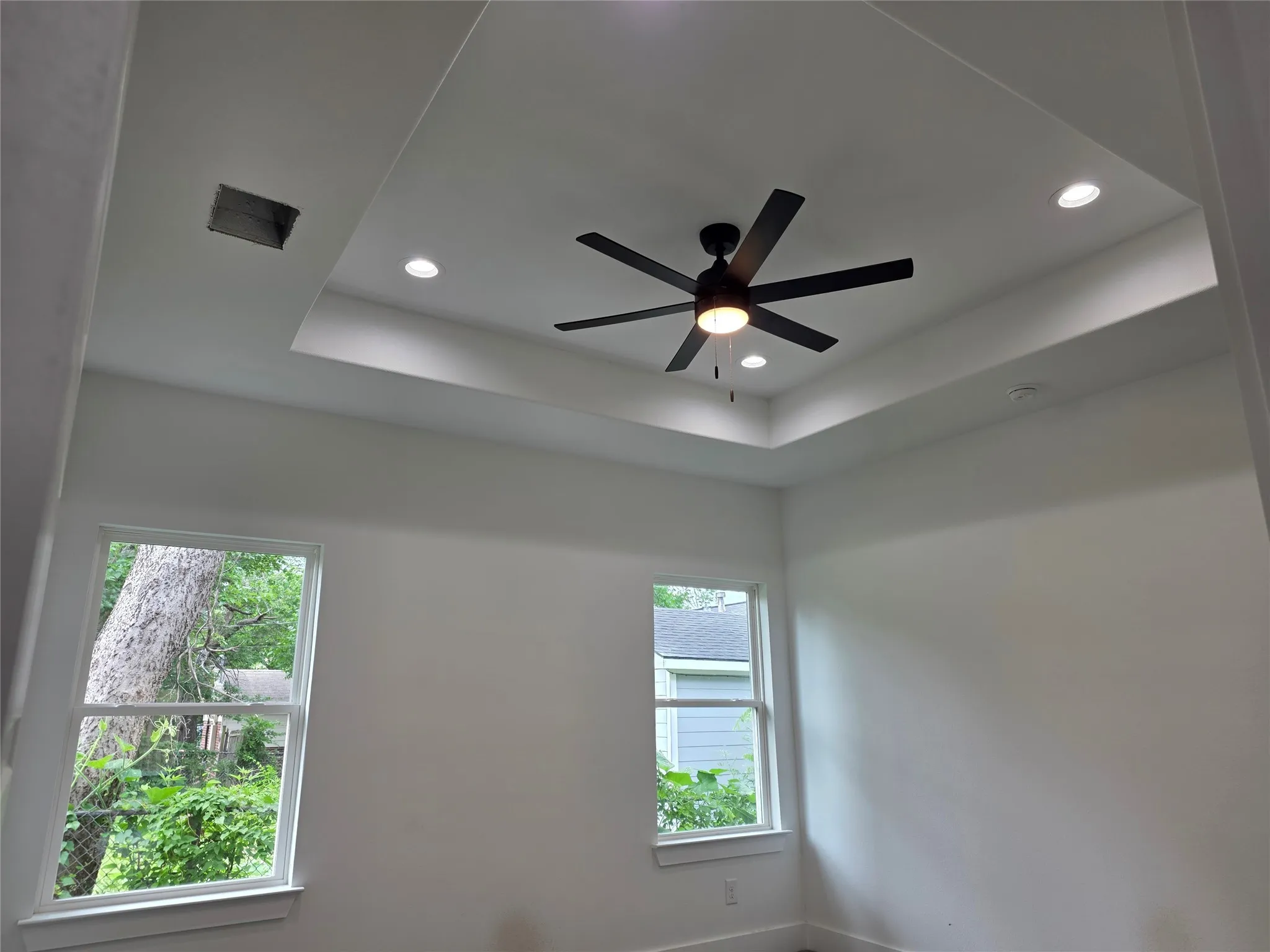 Single Family Residence For Sale in Dallas County , 322 W Brownlee Avenue, Dallas, Texas 75224, 3 Bedrooms, 2 Bathrooms, 2 Garage spaces, 1,551 Sqft, built in 2026, Price $290,000, mls#21291727, Real Estate Agent in Dallas, Homes For Sale in Dallas county, Homes For Sale in Dallas, Realtor in Dallas Texas, Real Estate Brokerage Independent Realty Texas, Luminita Cordes Realtor