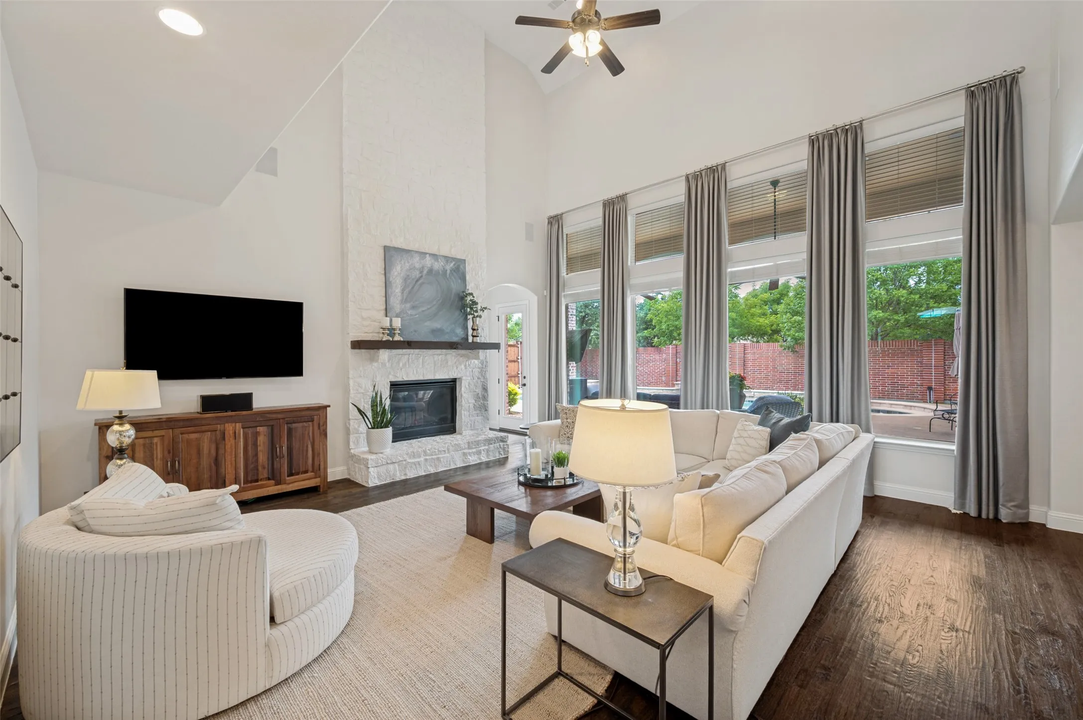 Single Family Residence For Sale in Denton County , 7391 Calla Lilly Lane, Frisco, Texas 75034, 5 Bedroom, 5 Bathroom, 3 Garage spaces, 4,460 Sqft, built in 2013, mls#21279230, Real Estate Agent in Frisco, Homes For Sale in Denton county, Homes For Sale in Frisco, Realtor in Frisco Texas, Real Estate Brokerage Independent Realty Texas, Luminita Cordes Realtor