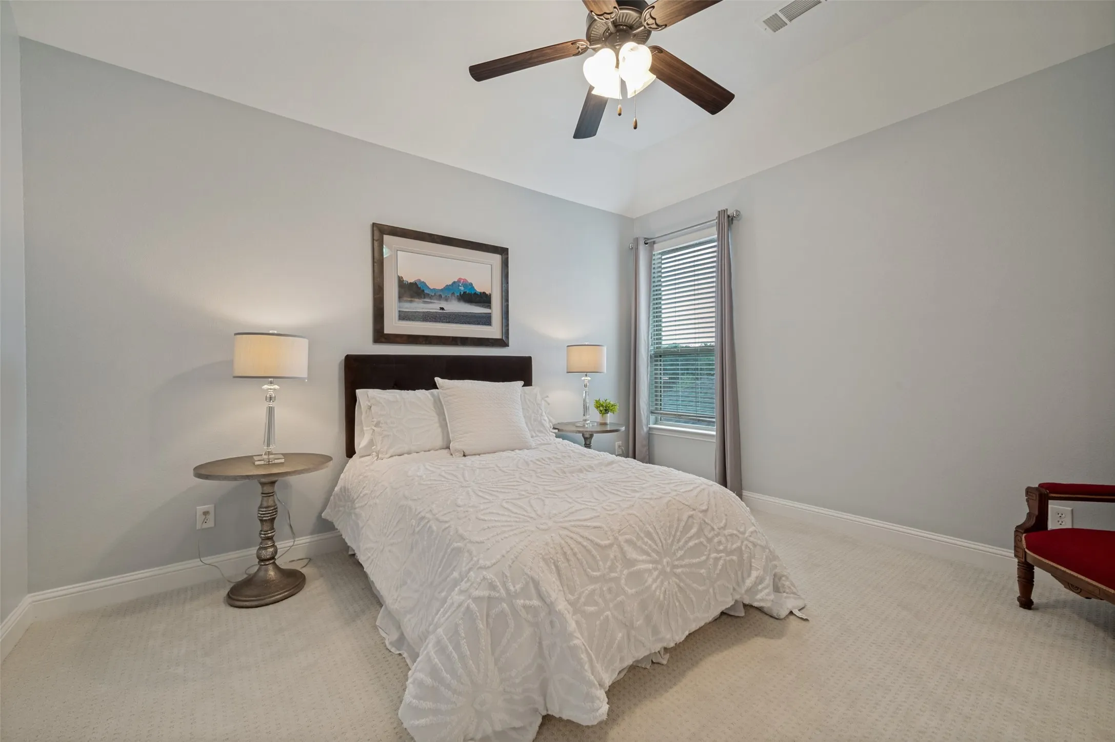 Single Family Residence For Sale in Denton County , 7391 Calla Lilly Lane, Frisco, Texas 75034, 5 Bedroom, 5 Bathroom, 3 Garage spaces, 4,460 Sqft, built in 2013, mls#21279230, Real Estate Agent in Frisco, Homes For Sale in Denton county, Homes For Sale in Frisco, Realtor in Frisco Texas, Real Estate Brokerage Independent Realty Texas, Luminita Cordes Realtor