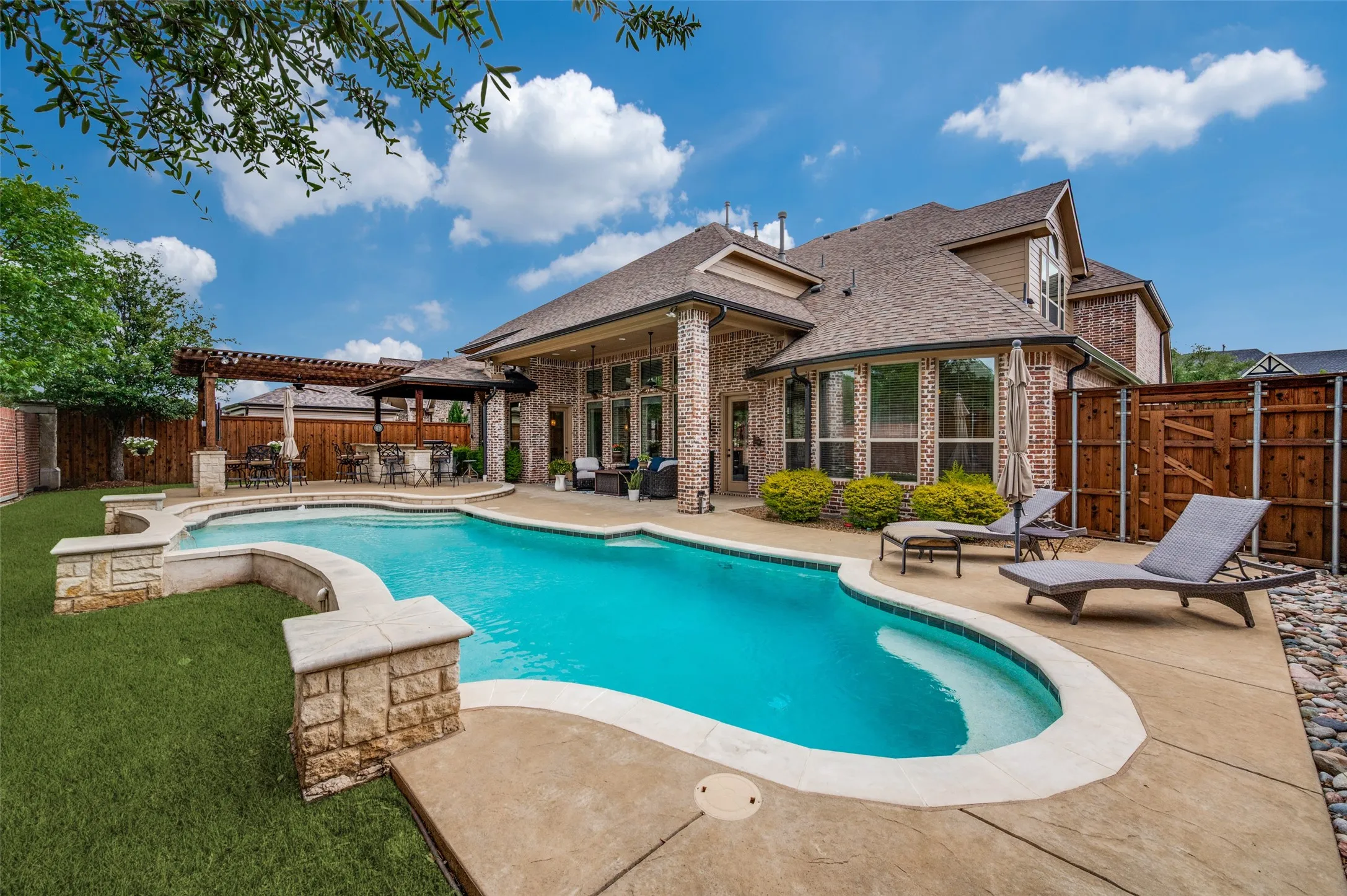 Single Family Residence For Sale in Denton County , 7391 Calla Lilly Lane, Frisco, Texas 75034, 5 Bedroom, 5 Bathroom, 3 Garage spaces, 4,460 Sqft, built in 2013, mls#21279230, Real Estate Agent in Frisco, Homes For Sale in Denton county, Homes For Sale in Frisco, Realtor in Frisco Texas, Real Estate Brokerage Independent Realty Texas, Luminita Cordes Realtor