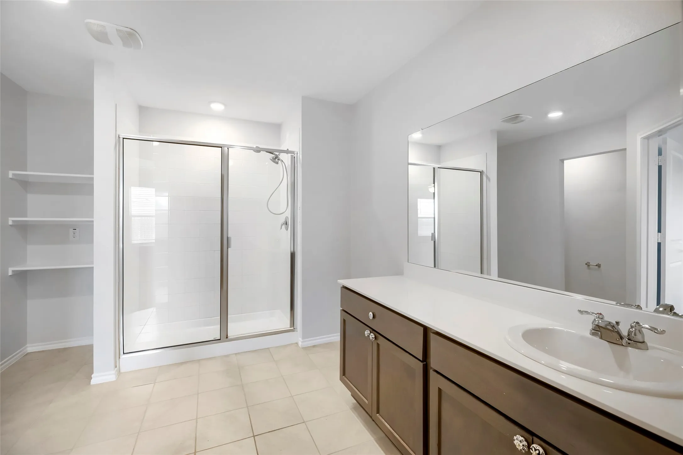 Single Family Residence For Sale in Rockwall County , 3327 Hawkins Drive, Fate, Texas 75189, 4 Bedroom, 2 Bathroom, Garage spaces, 2,054 Sqft, built in 2020, mls#21246558, Real Estate Agent in Fate, Homes For Sale in Rockwall county, Homes For Sale in Fate, Realtor in Fate Texas, Real Estate Brokerage Independent Realty Texas, Luminita Cordes Realtor