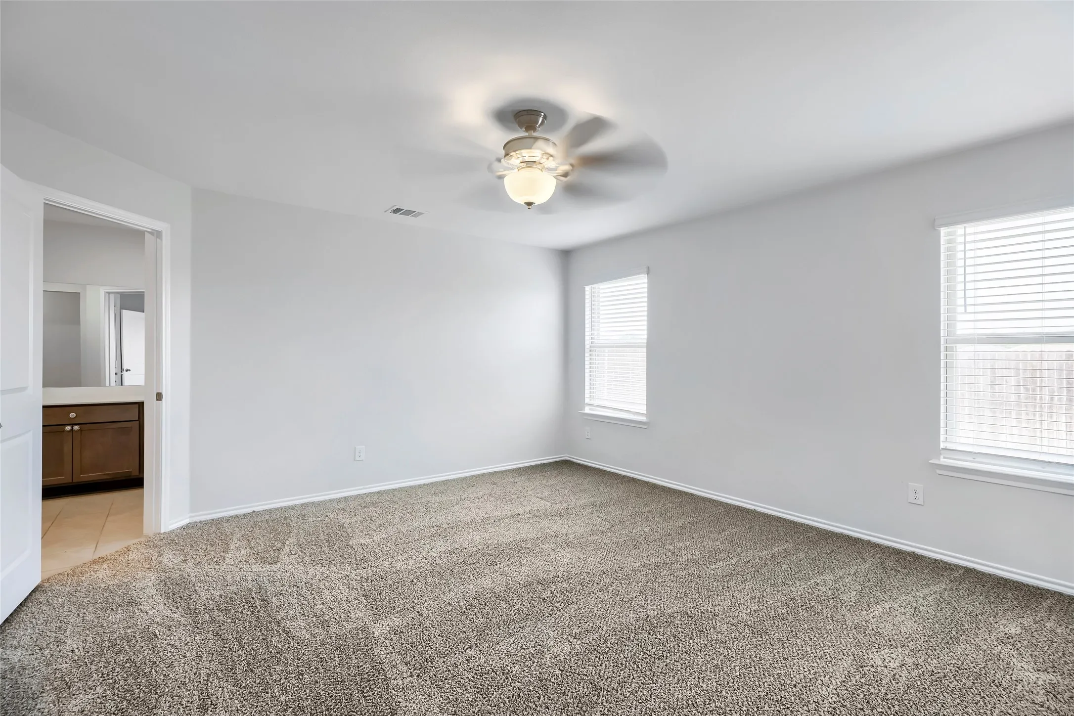 Single Family Residence For Sale in Rockwall County , 3327 Hawkins Drive, Fate, Texas 75189, 4 Bedroom, 2 Bathroom, Garage spaces, 2,054 Sqft, built in 2020, mls#21246558, Real Estate Agent in Fate, Homes For Sale in Rockwall county, Homes For Sale in Fate, Realtor in Fate Texas, Real Estate Brokerage Independent Realty Texas, Luminita Cordes Realtor