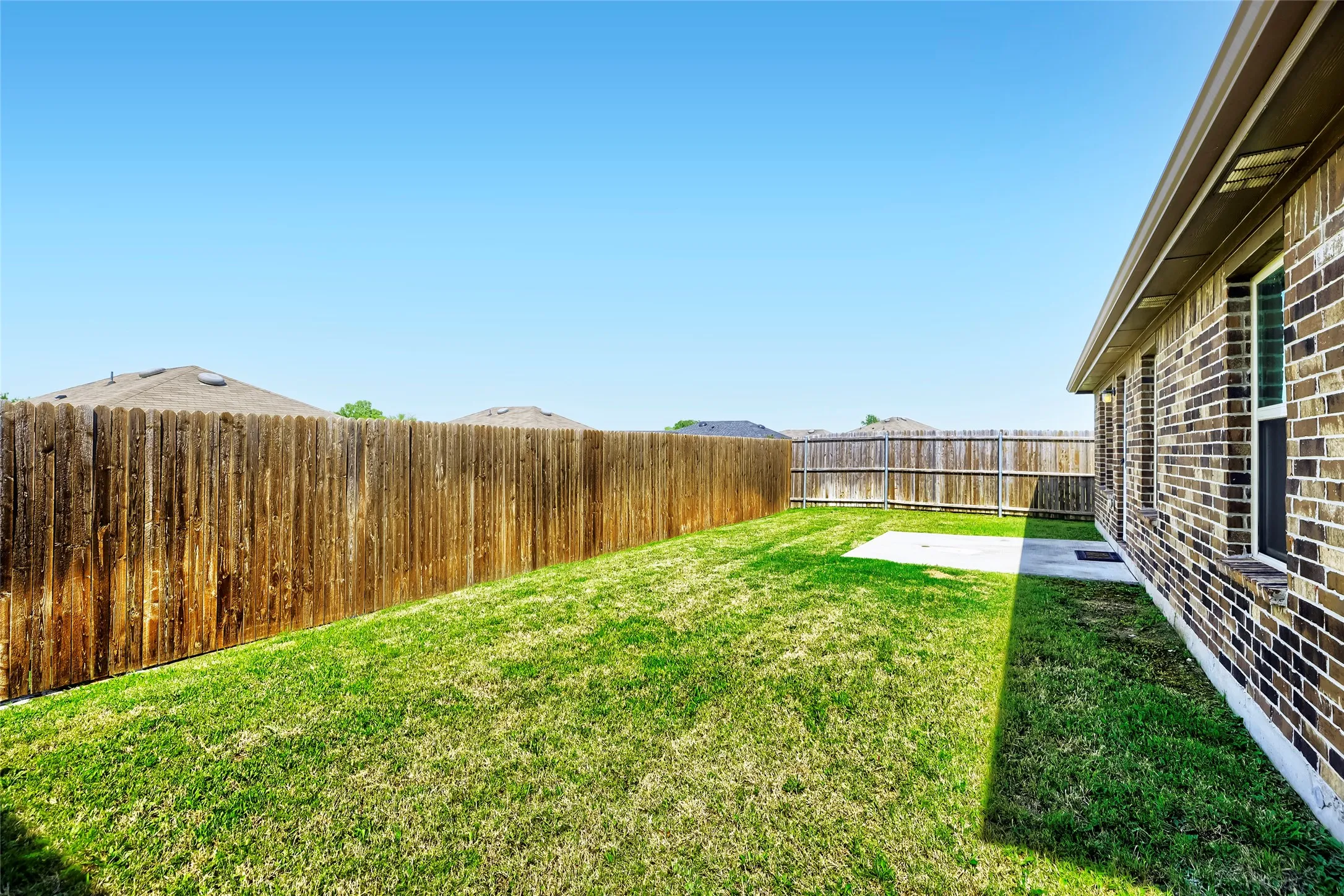 Single Family Residence For Sale in Rockwall County , 3327 Hawkins Drive, Fate, Texas 75189, 4 Bedroom, 2 Bathroom, Garage spaces, 2,054 Sqft, built in 2020, mls#21246558, Real Estate Agent in Fate, Homes For Sale in Rockwall county, Homes For Sale in Fate, Realtor in Fate Texas, Real Estate Brokerage Independent Realty Texas, Luminita Cordes Realtor