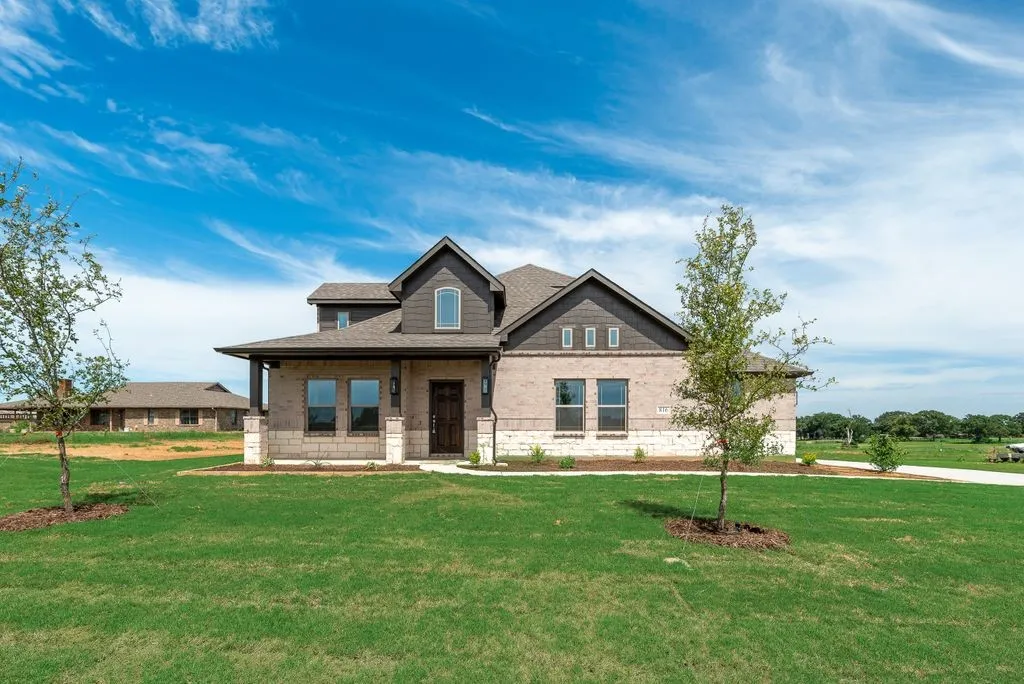 Single Family Residence For Sale in Grayson County , 816 Sanders Road, Whitesboro, Texas 76273, 4 Bedroom, 4 Bathroom, 2 Garage spaces, 2,792 Sqft, built in 2026, mls#21291755, Real Estate Agent in Whitesboro, Homes For Sale in Grayson county, Homes For Sale in Whitesboro, Realtor in Whitesboro Texas, Real Estate Brokerage Independent Realty Texas, Luminita Cordes Realtor