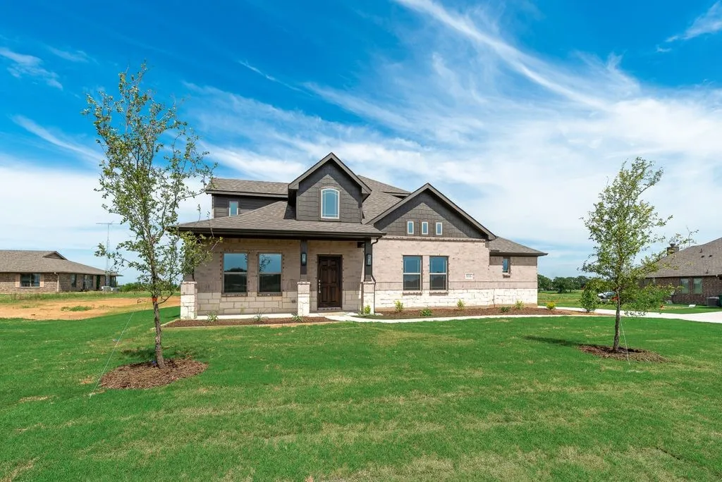 Single Family Residence For Sale in Grayson County , 816 Sanders Road, Whitesboro, Texas 76273, 4 Bedroom, 4 Bathroom, 2 Garage spaces, 2,792 Sqft, built in 2026, mls#21291755, Real Estate Agent in Whitesboro, Homes For Sale in Grayson county, Homes For Sale in Whitesboro, Realtor in Whitesboro Texas, Real Estate Brokerage Independent Realty Texas, Luminita Cordes Realtor