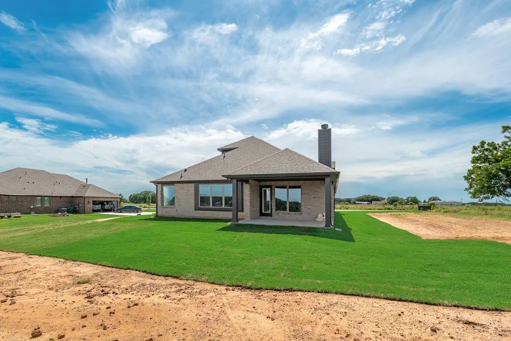 Single Family Residence For Sale in Grayson County , 816 Sanders Road, Whitesboro, Texas 76273, 4 Bedroom, 4 Bathroom, 2 Garage spaces, 2,792 Sqft, built in 2026, mls#21291755, Real Estate Agent in Whitesboro, Homes For Sale in Grayson county, Homes For Sale in Whitesboro, Realtor in Whitesboro Texas, Real Estate Brokerage Independent Realty Texas, Luminita Cordes Realtor