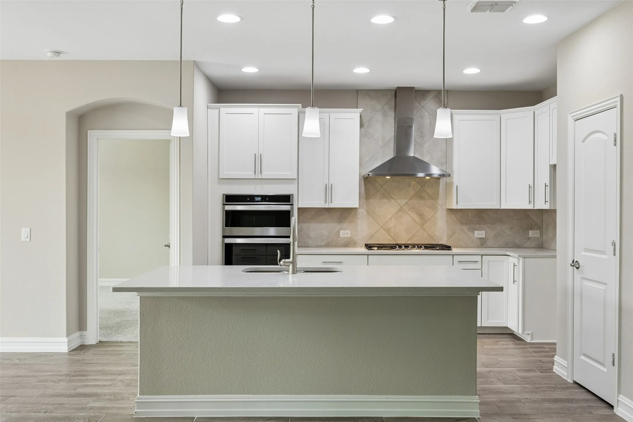 Single Family Residence For Sale in Collin County , 5600 Sheffield Drive, Mc Kinney, Texas 75071, 3 Bedroom, 2 Bathroom, 2 Garage spaces, 1,740 Sqft, built in 2019, mls#21282317, Real Estate Agent in Mc Kinney, Homes For Sale in Collin county, Homes For Sale in Mc Kinney, Realtor in Mc Kinney Texas, Real Estate Brokerage Independent Realty Texas, Luminita Cordes Realtor