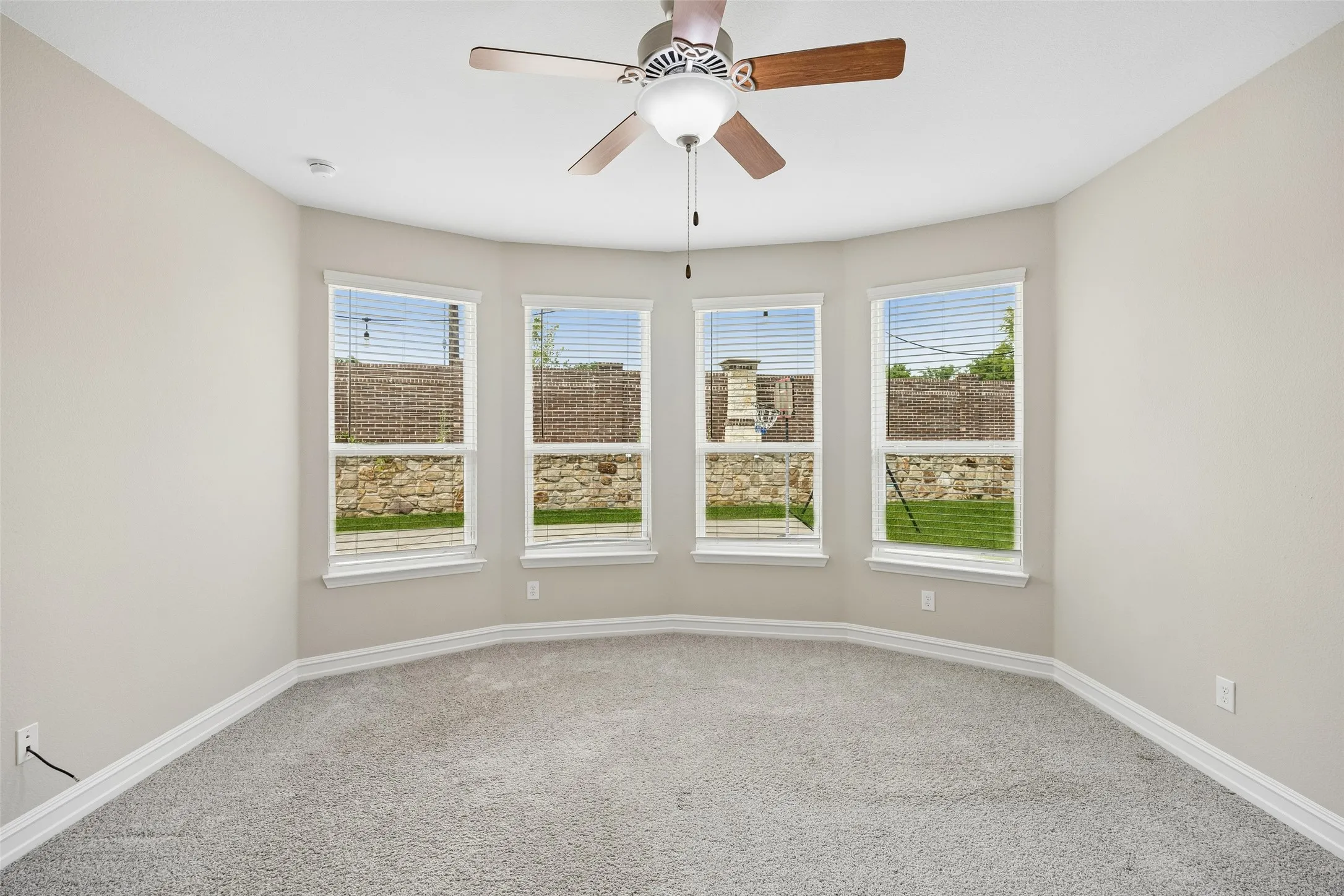 Single Family Residence For Sale in Collin County , 5600 Sheffield Drive, Mc Kinney, Texas 75071, 3 Bedroom, 2 Bathroom, 2 Garage spaces, 1,740 Sqft, built in 2019, mls#21282317, Real Estate Agent in Mc Kinney, Homes For Sale in Collin county, Homes For Sale in Mc Kinney, Realtor in Mc Kinney Texas, Real Estate Brokerage Independent Realty Texas, Luminita Cordes Realtor