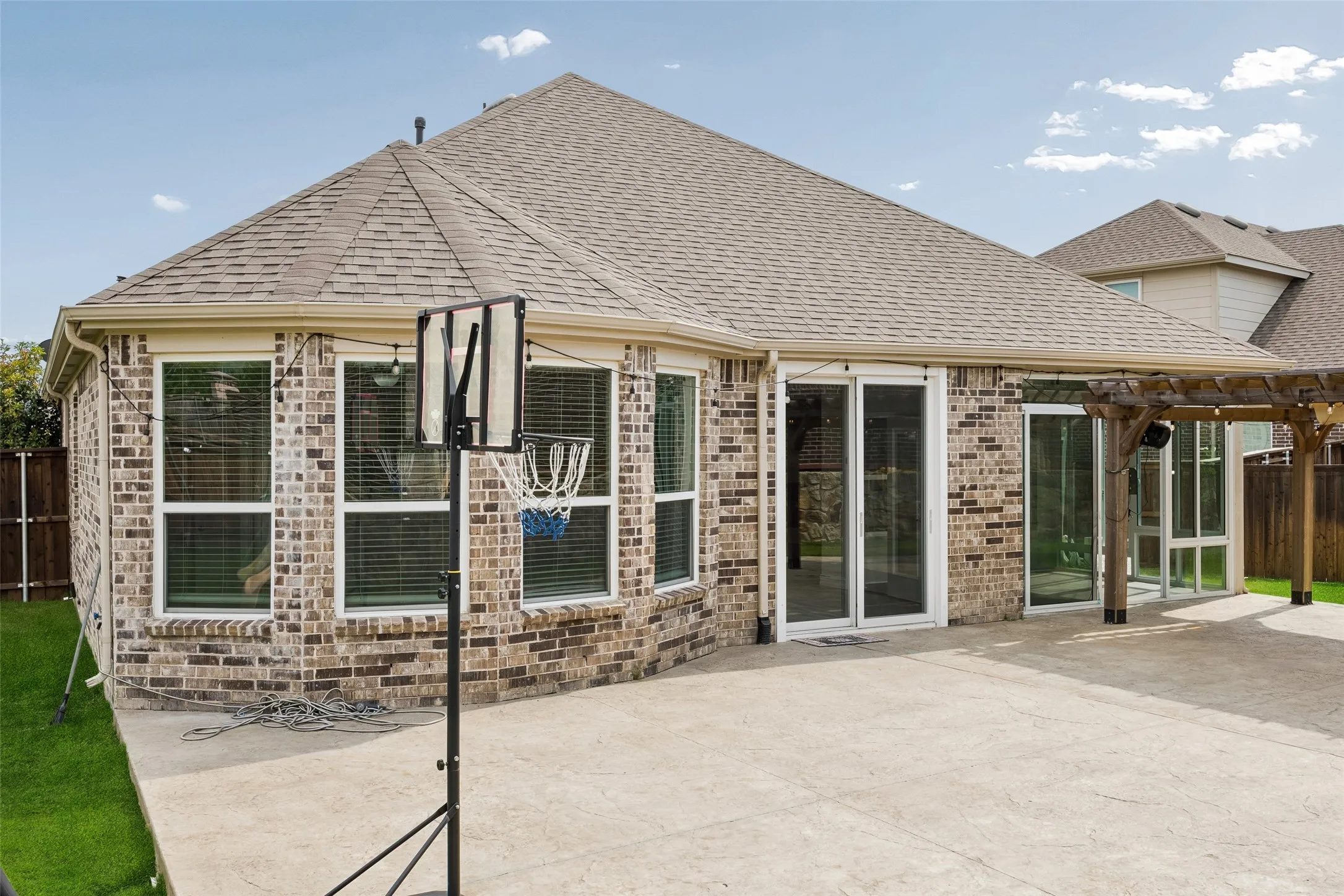 Single Family Residence For Sale in Collin County , 5600 Sheffield Drive, Mc Kinney, Texas 75071, 3 Bedroom, 2 Bathroom, 2 Garage spaces, 1,740 Sqft, built in 2019, mls#21282317, Real Estate Agent in Mc Kinney, Homes For Sale in Collin county, Homes For Sale in Mc Kinney, Realtor in Mc Kinney Texas, Real Estate Brokerage Independent Realty Texas, Luminita Cordes Realtor