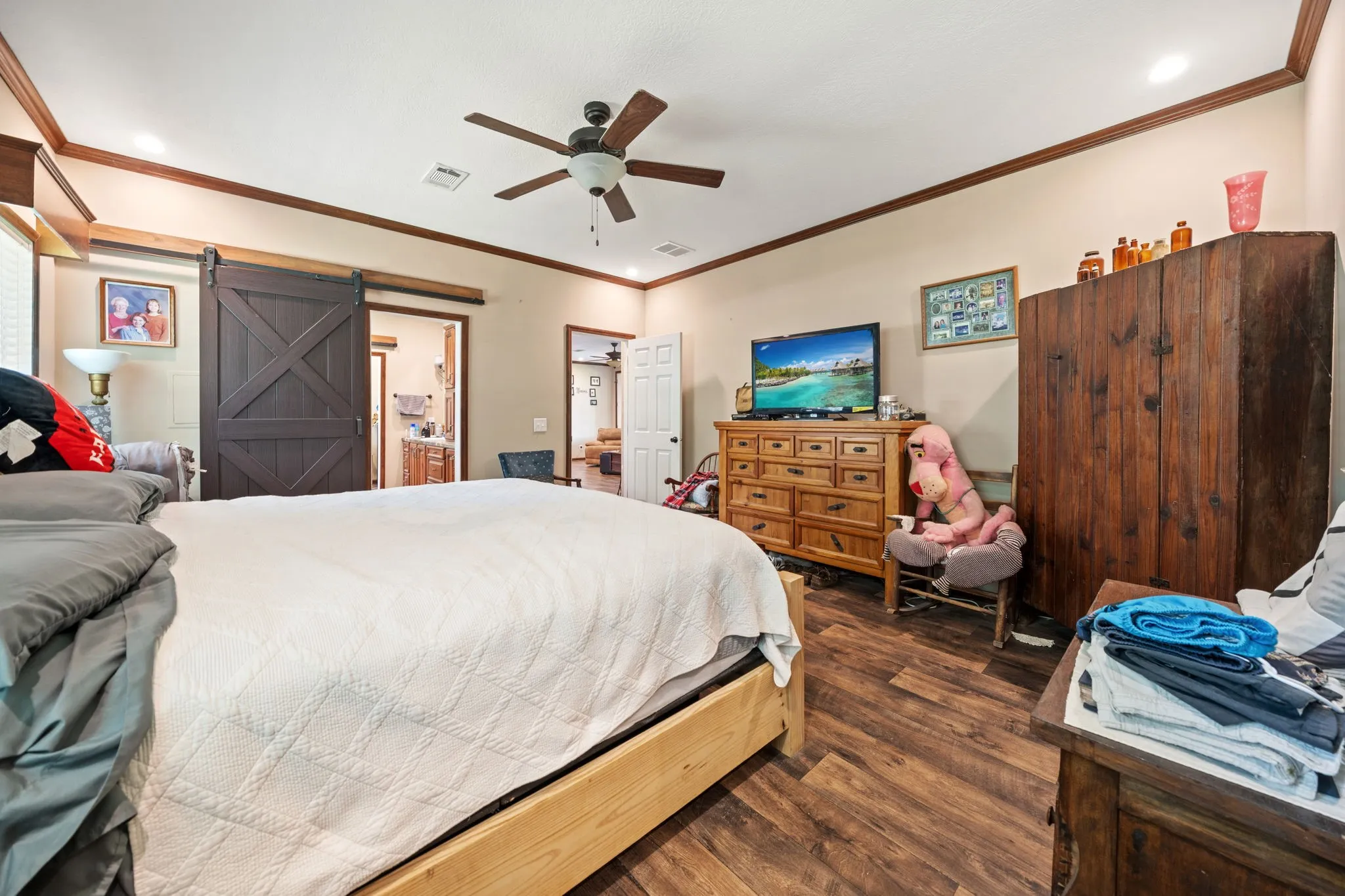 Mobile Home For Sale in Henderson County , 18390 Pine Drive, Eustace, Texas 75124, 3 Bedroom, 2 Bathroom, Garage spaces, 1,740 Sqft, built in 2018, mls#21280816, Real Estate Agent in Eustace, Homes For Sale in Henderson county, Homes For Sale in Eustace, Realtor in Eustace Texas, Real Estate Brokerage Independent Realty Texas, Luminita Cordes Realtor
