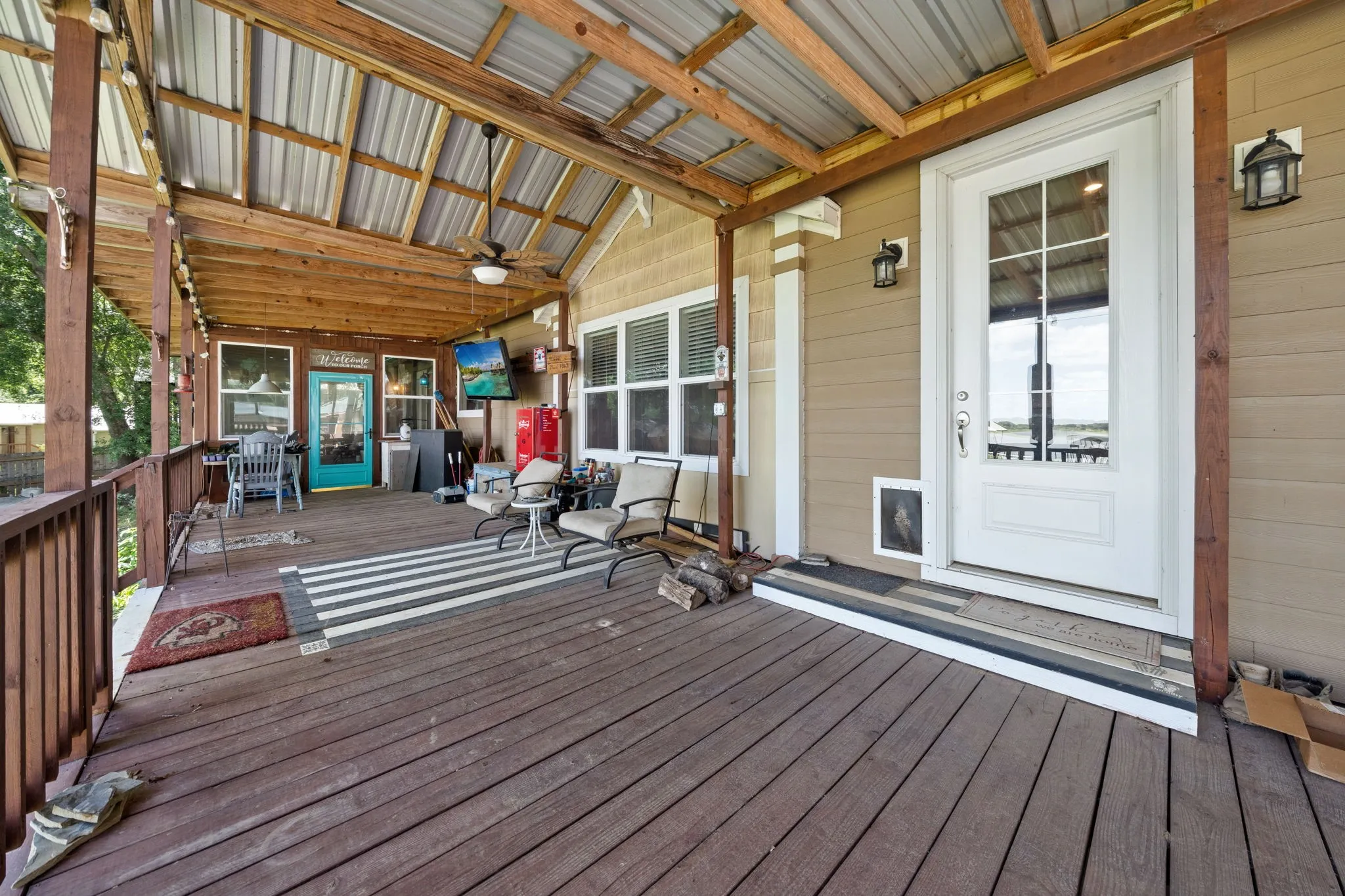 Mobile Home For Sale in Henderson County , 18390 Pine Drive, Eustace, Texas 75124, 3 Bedroom, 2 Bathroom, Garage spaces, 1,740 Sqft, built in 2018, mls#21280816, Real Estate Agent in Eustace, Homes For Sale in Henderson county, Homes For Sale in Eustace, Realtor in Eustace Texas, Real Estate Brokerage Independent Realty Texas, Luminita Cordes Realtor
