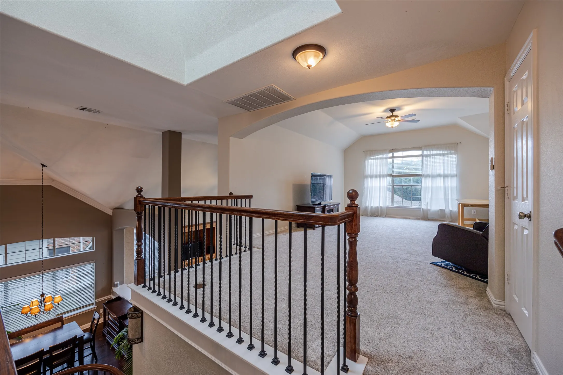 Single Family Residence For Sale in Collin County , 4705 Virginia Woods Drive, Mc Kinney, Texas 75071, 4 Bedroom, 4 Bathroom, 2 Garage spaces, 3,946 Sqft, built in 2002, mls#21291770, Real Estate Agent in Mc Kinney, Homes For Sale in Collin county, Homes For Sale in Mc Kinney, Realtor in Mc Kinney Texas, Real Estate Brokerage Independent Realty Texas, Luminita Cordes Realtor
