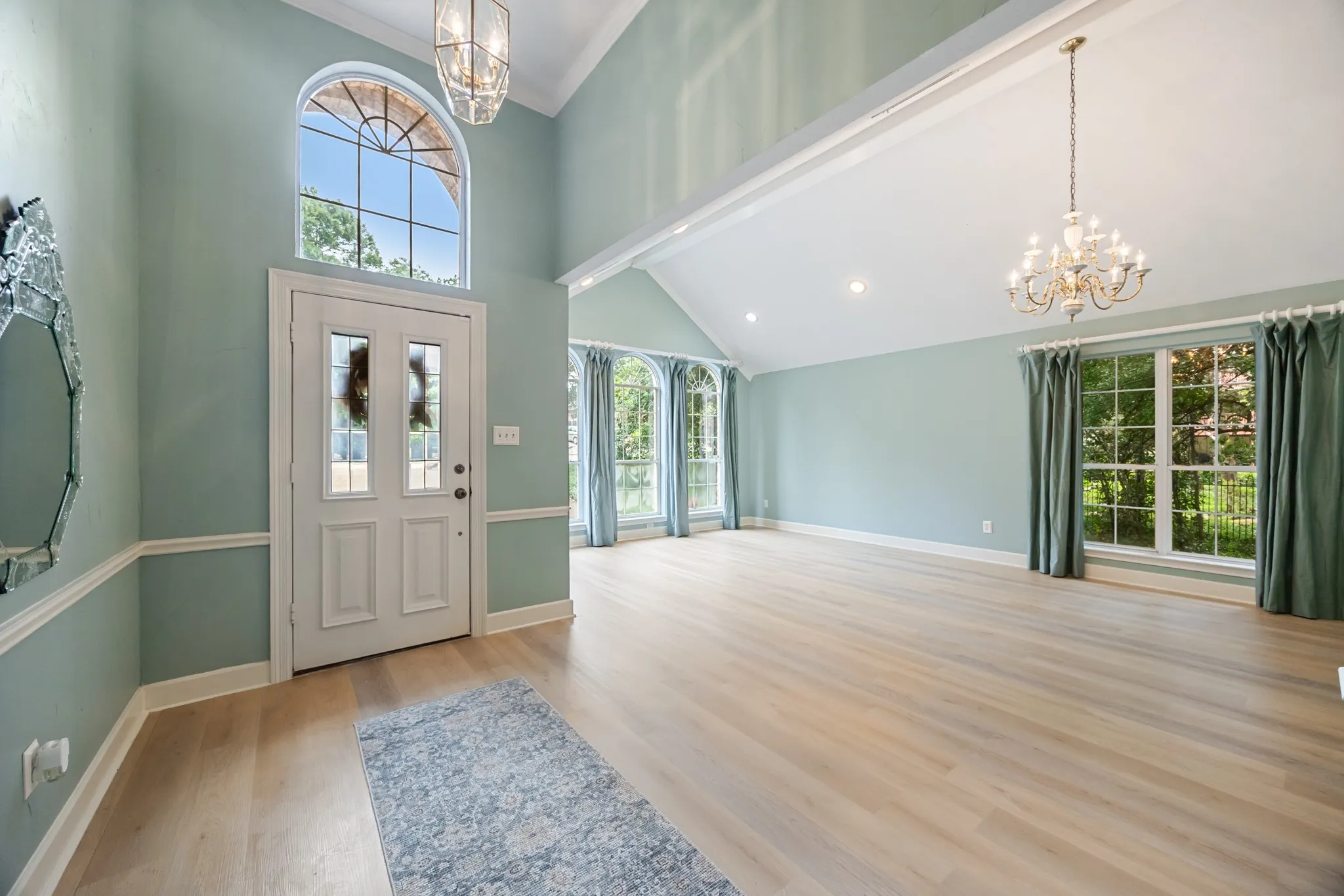 Single Family Residence For Sale in Rockwall County , 5504 Yacht Club Drive, Rockwall, Texas 75032, 3 Bedroom, 2 Bathroom, 2 Garage spaces, 2,103 Sqft, built in 1990, mls#21291711, Real Estate Agent in Rockwall, Homes For Sale in Rockwall county, Homes For Sale in Rockwall, Realtor in Rockwall Texas, Real Estate Brokerage Independent Realty Texas, Luminita Cordes Realtor