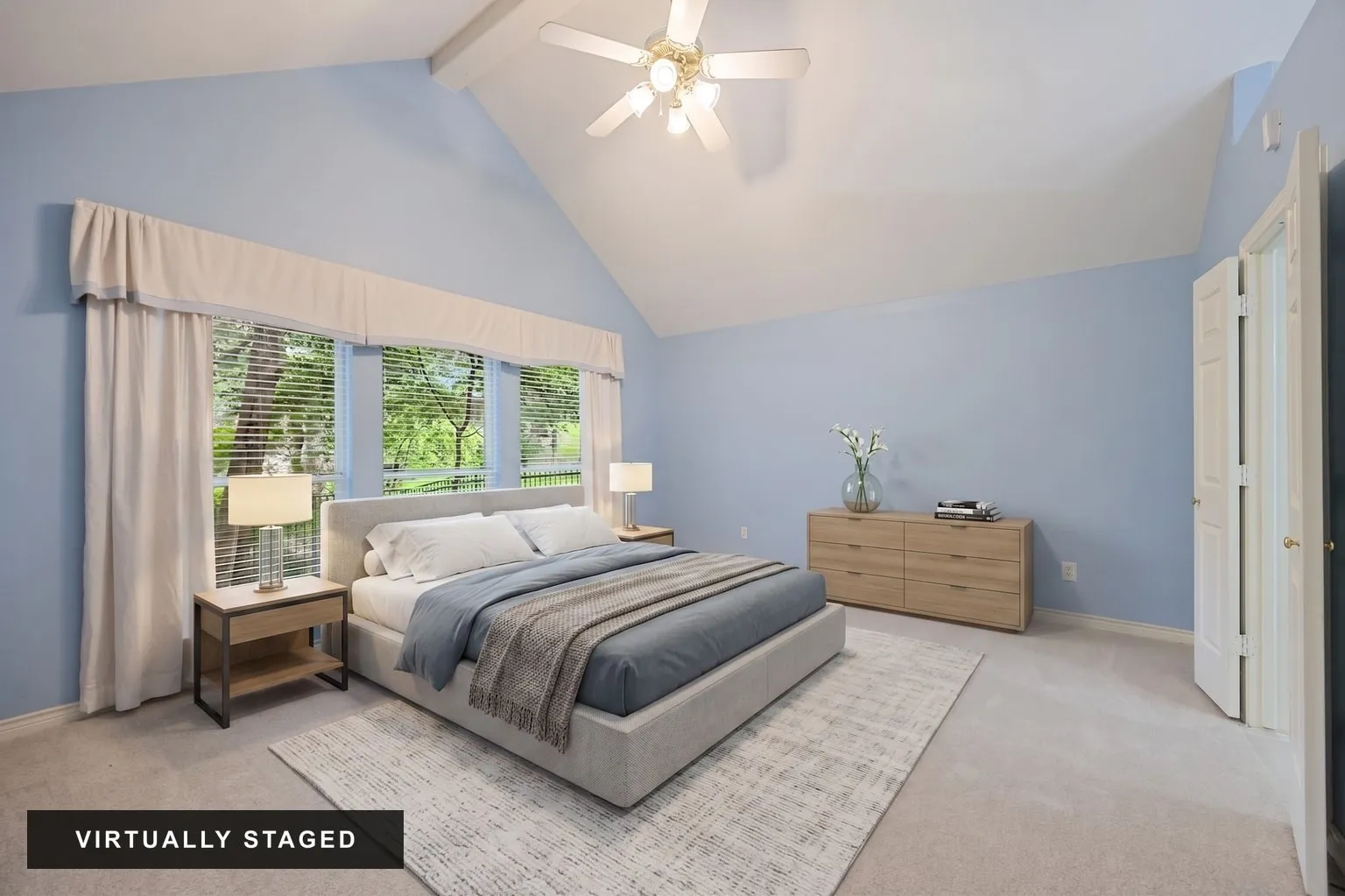 Single Family Residence For Sale in Rockwall County , 5504 Yacht Club Drive, Rockwall, Texas 75032, 3 Bedroom, 2 Bathroom, 2 Garage spaces, 2,103 Sqft, built in 1990, mls#21291711, Real Estate Agent in Rockwall, Homes For Sale in Rockwall county, Homes For Sale in Rockwall, Realtor in Rockwall Texas, Real Estate Brokerage Independent Realty Texas, Luminita Cordes Realtor
