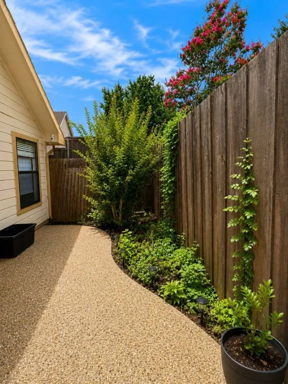 Single Family Residence For Sale in Dallas County , 503 Sierra Blanca Pass, Irving, Texas 75063, 3 Bedrooms, 2 Bathrooms, 1 Garage spaces, 1,655 Sqft, built in 1985, Price $449,900, mls#21291577, Real Estate Agent in Irving, Homes For Sale in Dallas county, Homes For Sale in Irving, Realtor in Irving Texas, Real Estate Brokerage Independent Realty Texas, Luminita Cordes Realtor