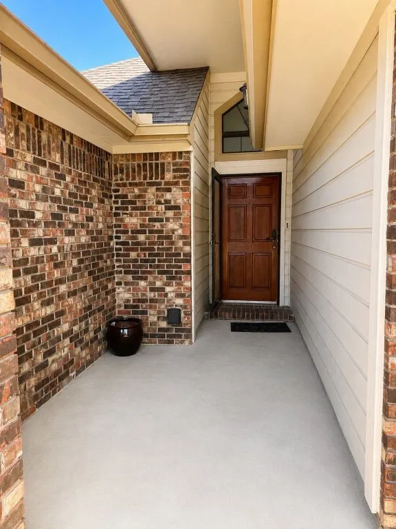 Single Family Residence For Sale in Dallas County , 503 Sierra Blanca Pass, Irving, Texas 75063, 3 Bedrooms, 2 Bathrooms, 1 Garage spaces, 1,655 Sqft, built in 1985, Price $449,900, mls#21291577, Real Estate Agent in Irving, Homes For Sale in Dallas county, Homes For Sale in Irving, Realtor in Irving Texas, Real Estate Brokerage Independent Realty Texas, Luminita Cordes Realtor