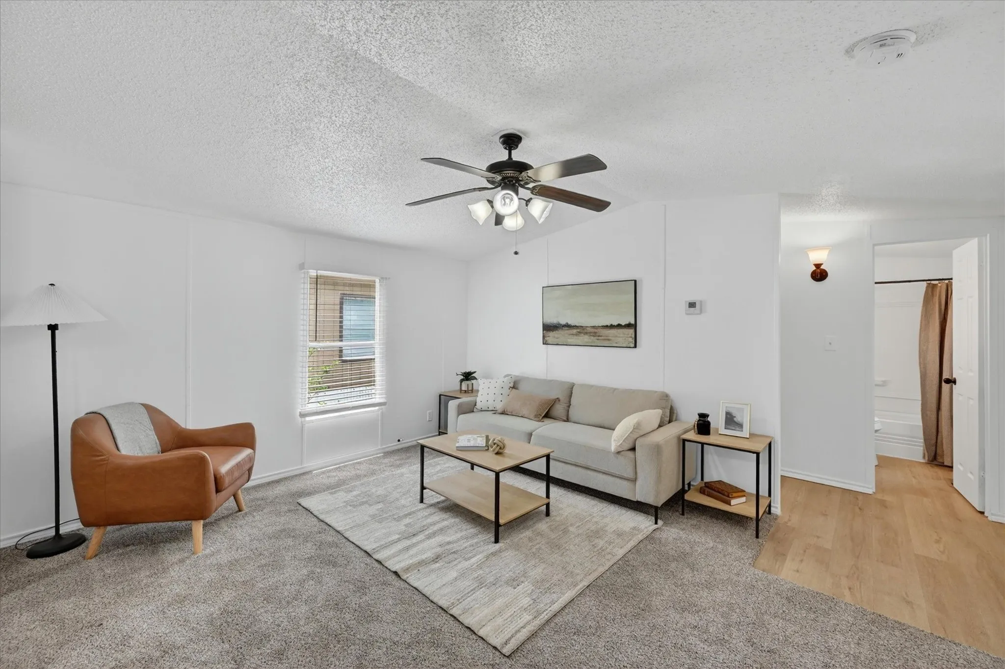 Mobile Home For Sale in Johnson County , 143 White Oak Street, Alvarado, Texas 76009, 2 Bedroom, 2 Bathroom, Garage spaces, 960 Sqft, built in 2006, mls#21288834, Real Estate Agent in Alvarado, Homes For Sale in Johnson county, Homes For Sale in Alvarado, Realtor in Alvarado Texas, Real Estate Brokerage Independent Realty Texas, Luminita Cordes Realtor