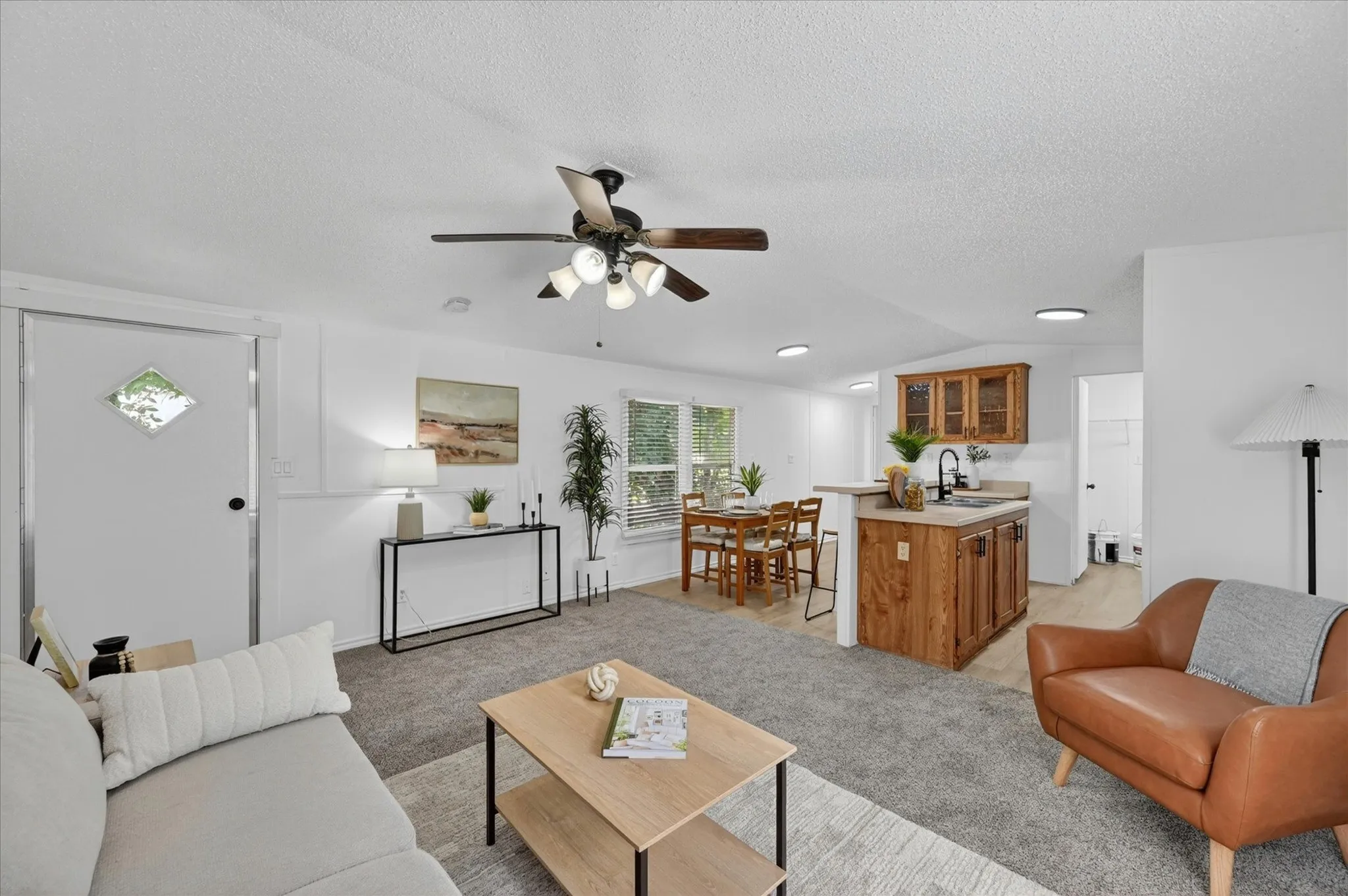 Mobile Home For Sale in Johnson County , 143 White Oak Street, Alvarado, Texas 76009, 2 Bedroom, 2 Bathroom, Garage spaces, 960 Sqft, built in 2006, mls#21288834, Real Estate Agent in Alvarado, Homes For Sale in Johnson county, Homes For Sale in Alvarado, Realtor in Alvarado Texas, Real Estate Brokerage Independent Realty Texas, Luminita Cordes Realtor