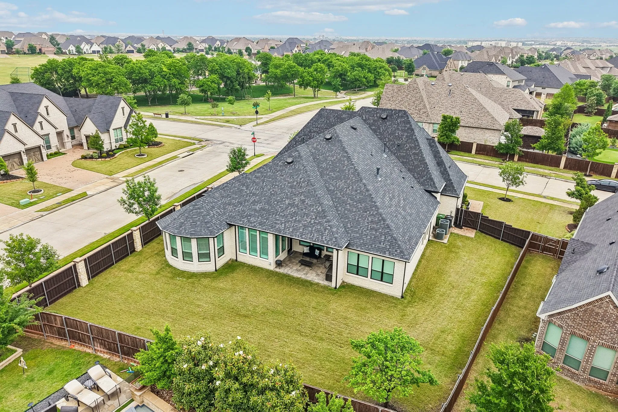Single Family Residence For Sale in Collin County , 441 Centenary Drive, Prosper, Texas 75078, 4 Bedroom, 4 Bathroom, 3 Garage spaces, 3,598 Sqft, built in 2020, mls#21291363, Real Estate Agent in Prosper, Homes For Sale in Collin county, Homes For Sale in Prosper, Realtor in Prosper Texas, Real Estate Brokerage Independent Realty Texas, Luminita Cordes Realtor